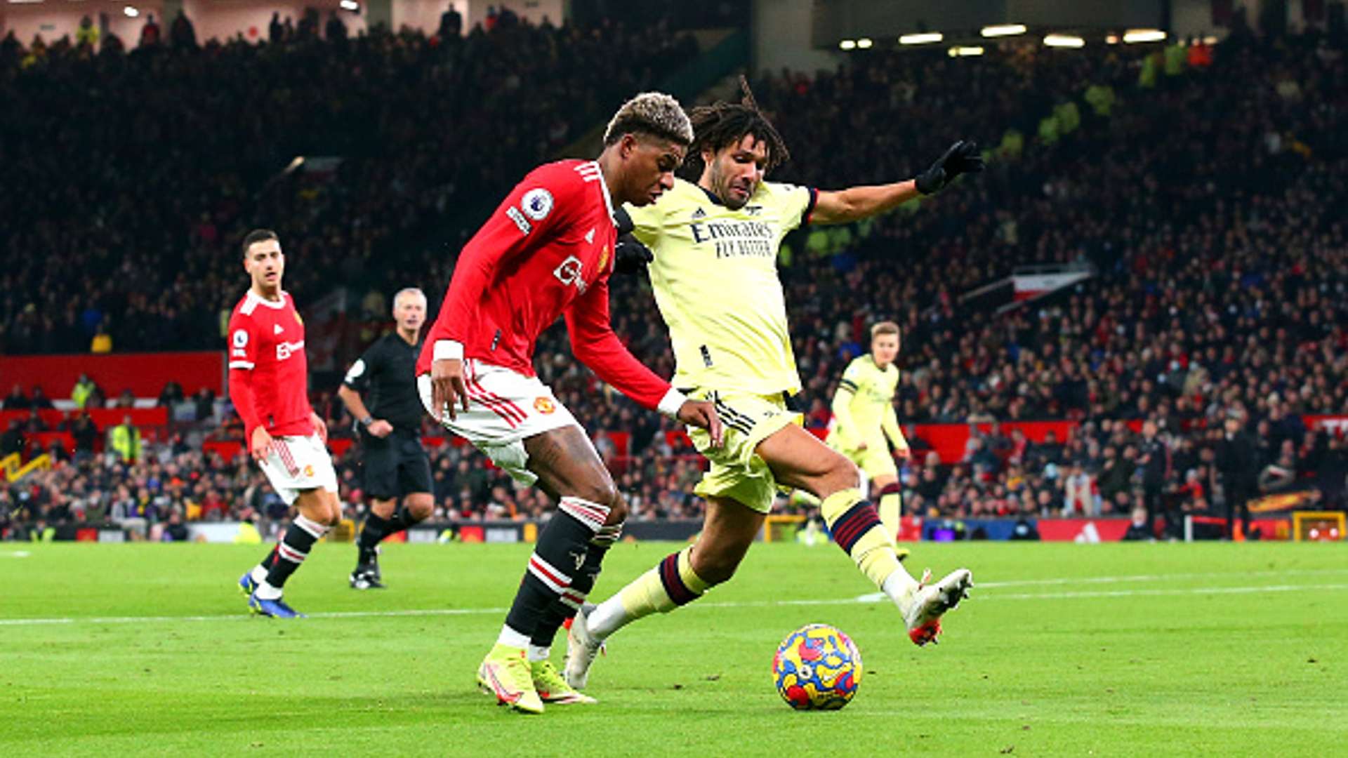 Marcus Rashford - Manchester United - Mohamed Elneny - Arsenal 2-12-2021 