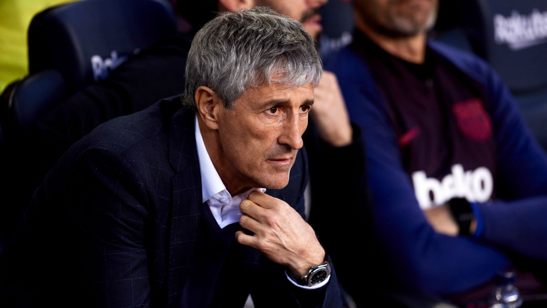 Quique Setien FC Barcelona bench