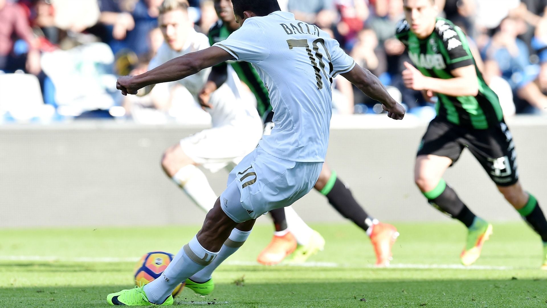 Carlos Bacca Sassuolo Milan Serie A