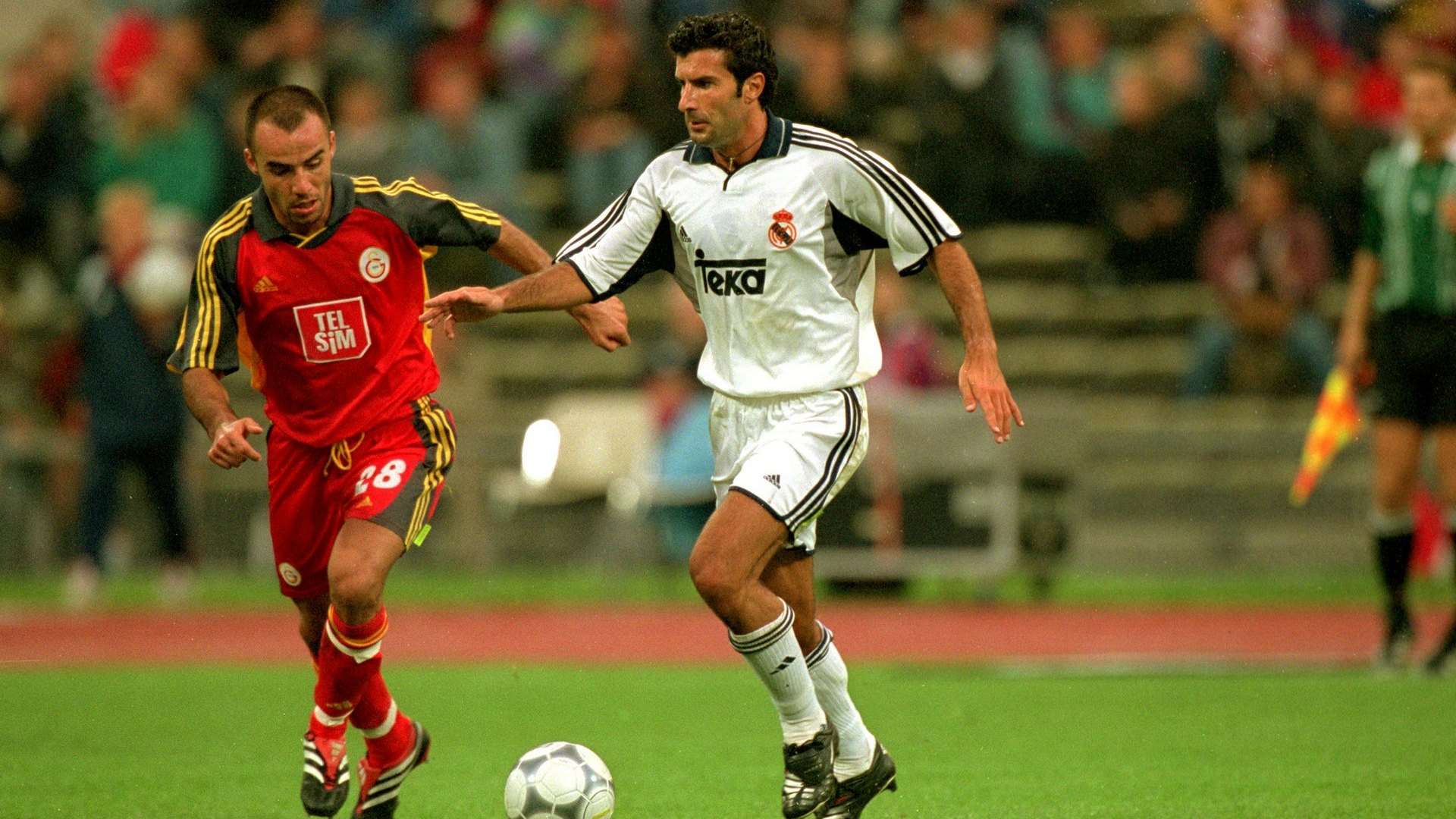 Bulent_Akin_Luis_Figo