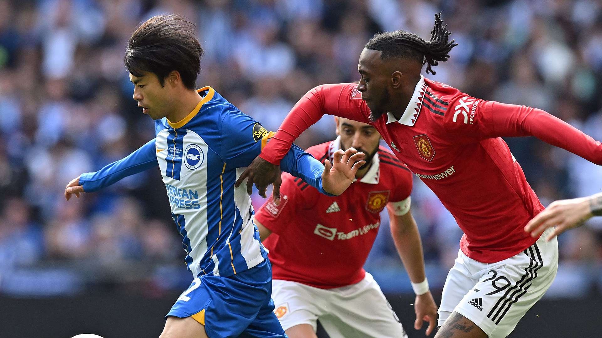 20230424_wan_bissaka_mitoma