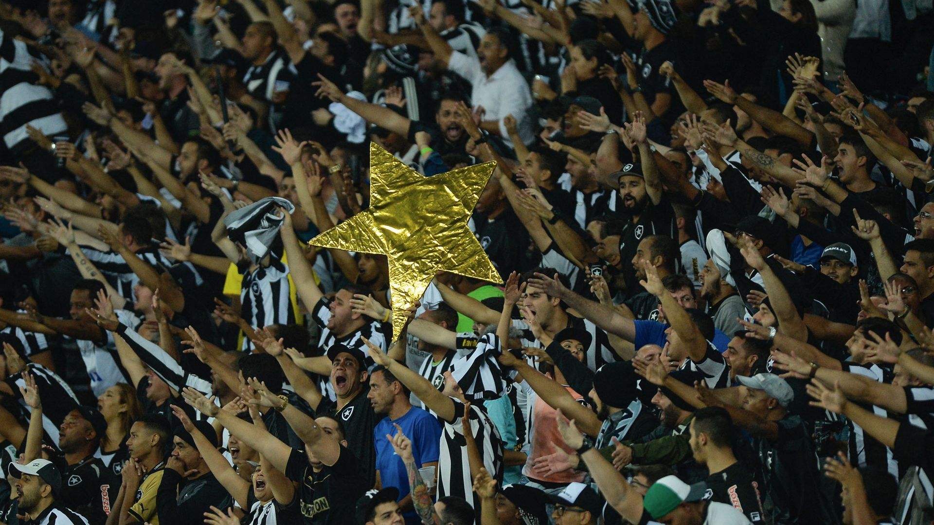 Torcida Botafogo Flamengo Copa do Brasil 16082017