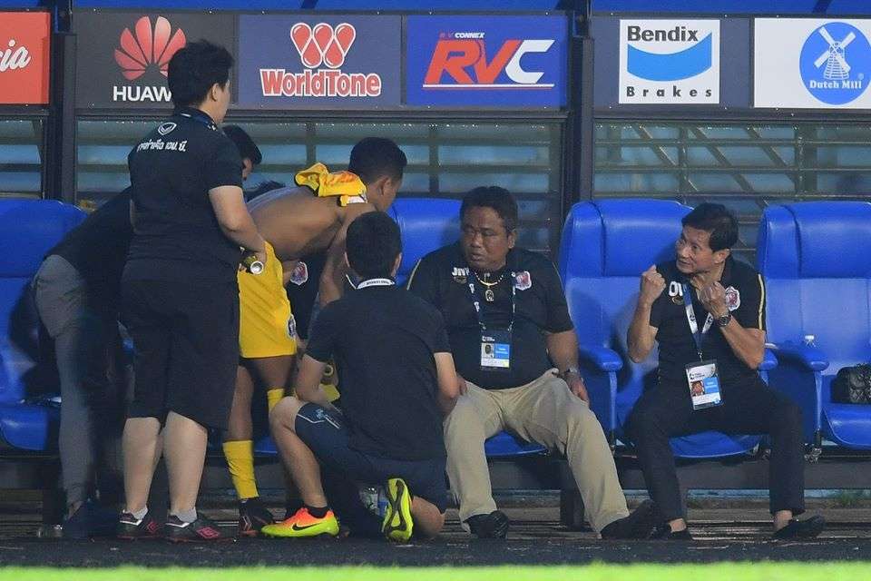 จเด็จ มีลาภ