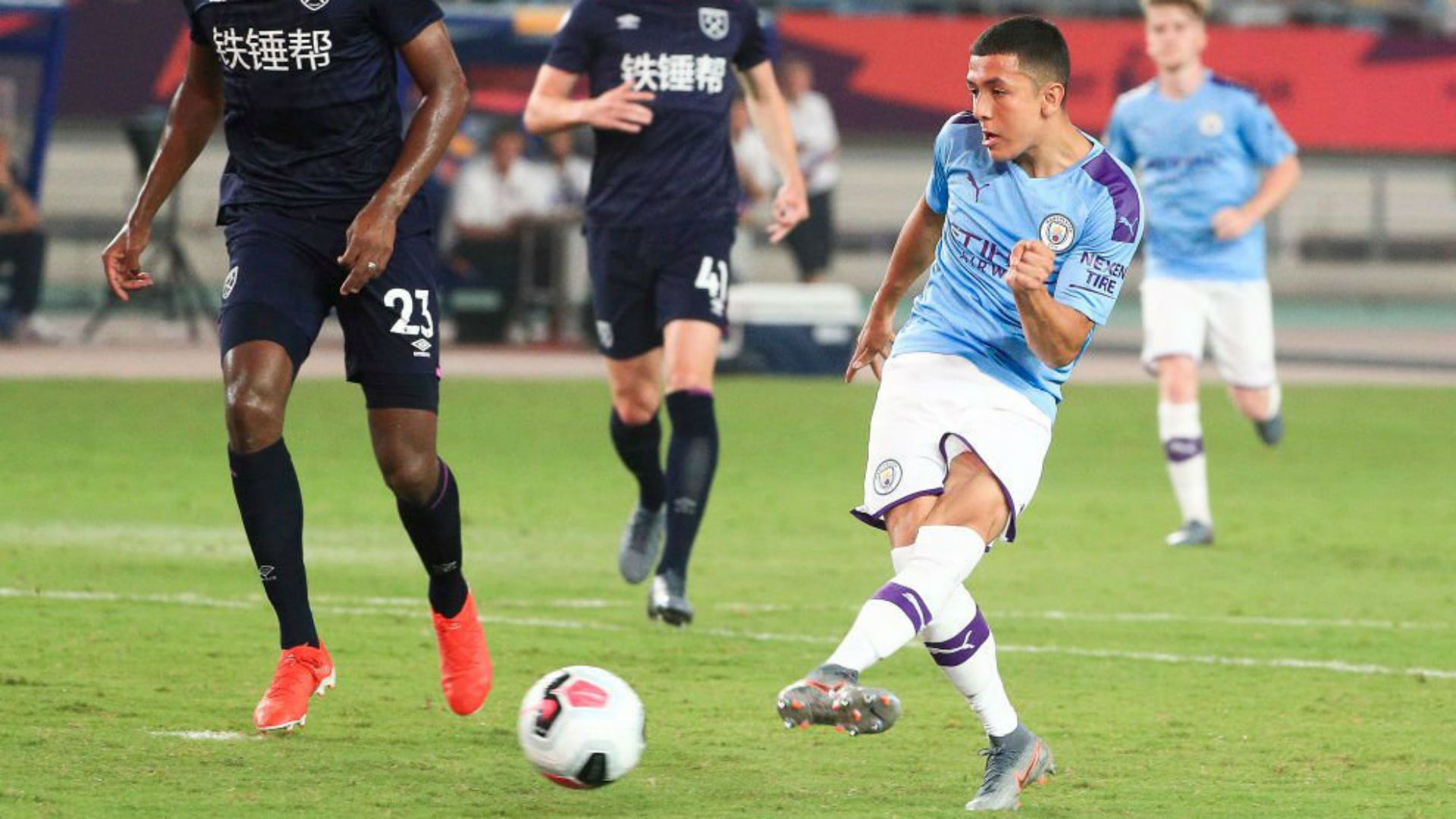 Ian Carlo Poveda Manchester City 2019