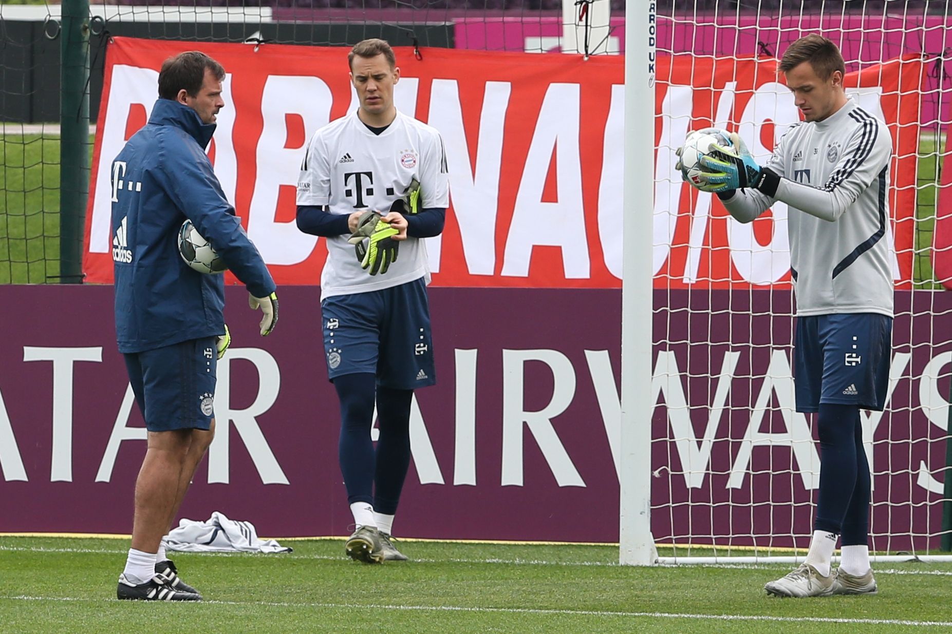 Toni Tapalovic Manuel Neuer Bayern Munich