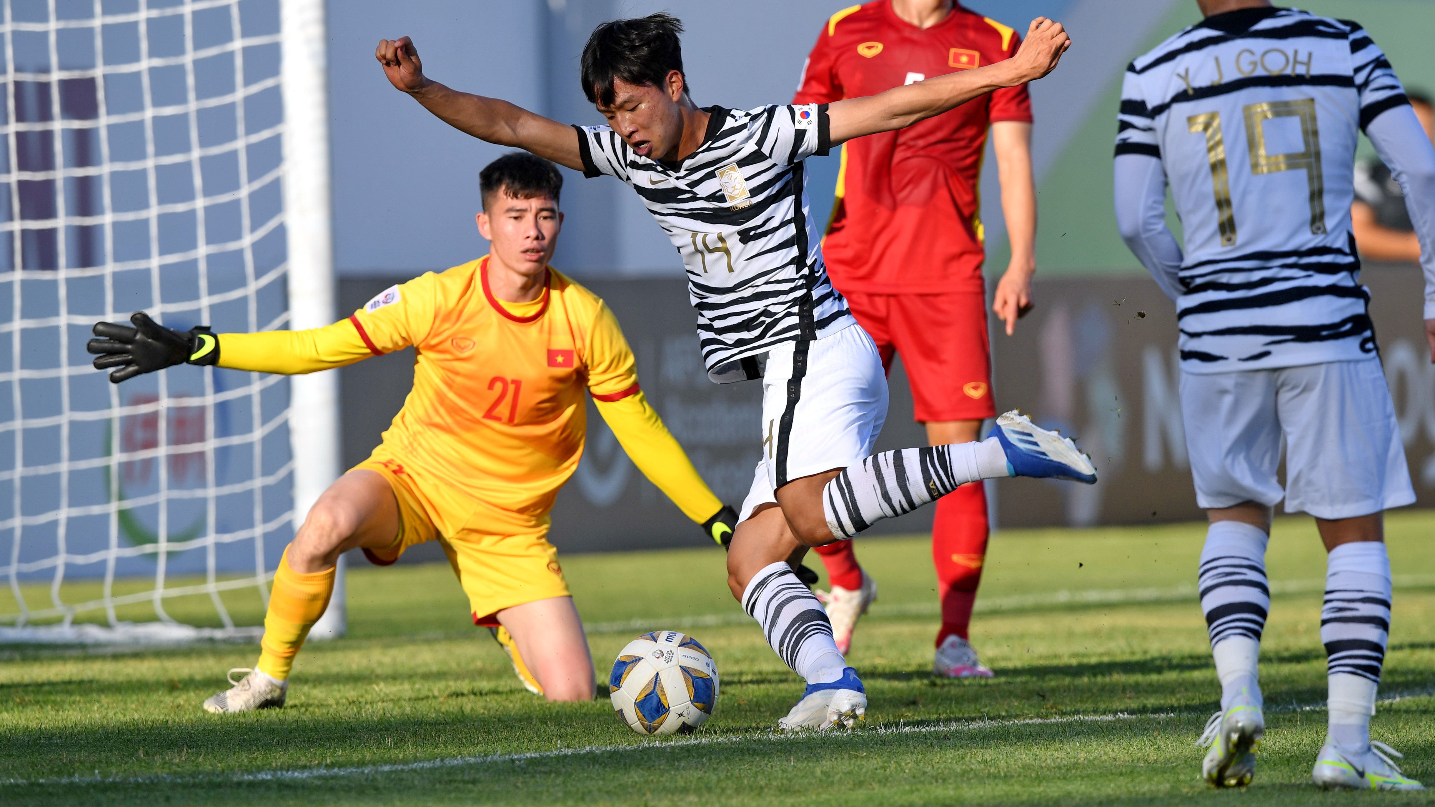 Quan Van Chuan Eom Ji-sung U23 Vietnam vs U23 South Korea 2022 AFC U23 Asian Cup