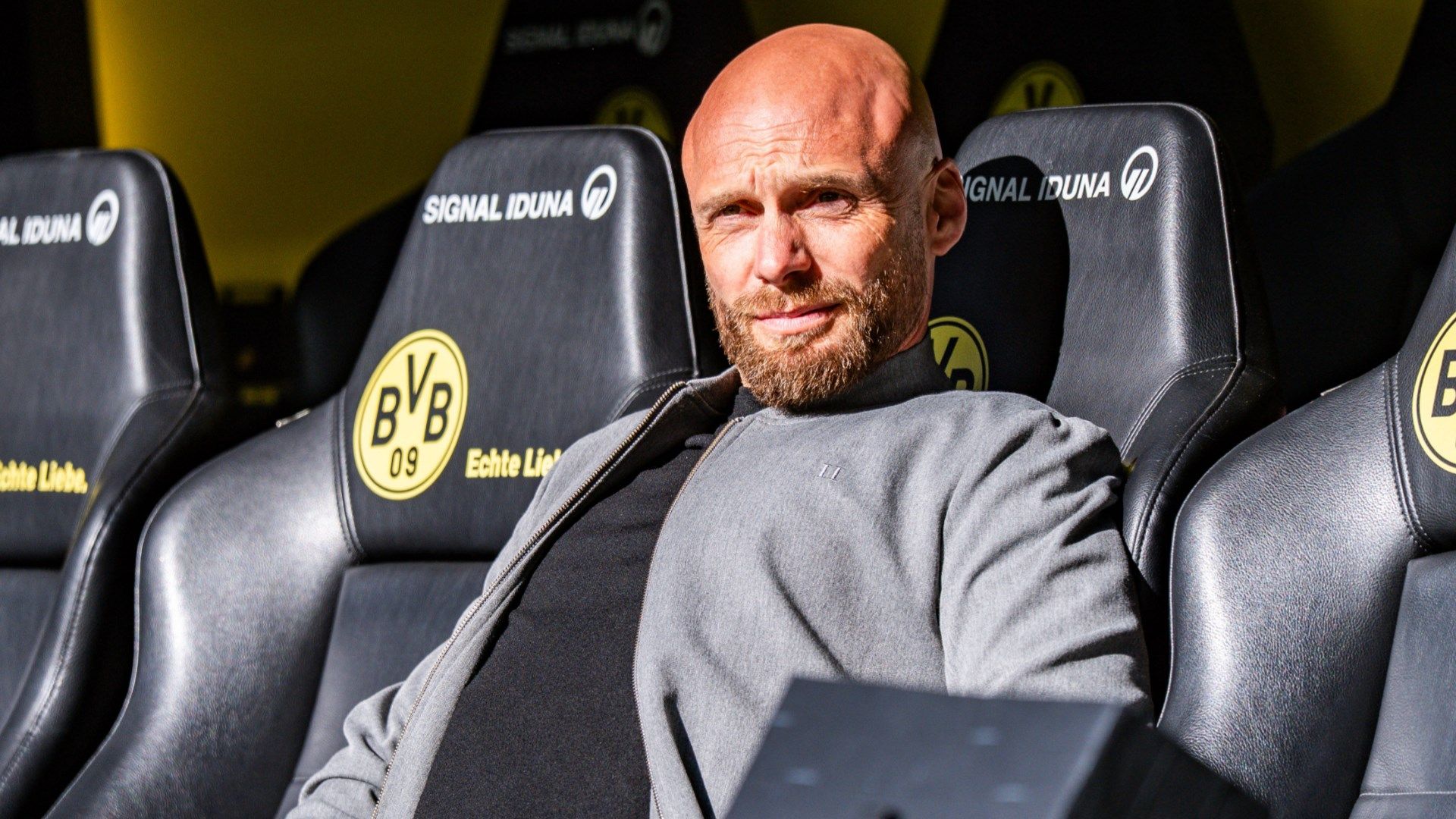 Ole Book Borussia Dortmund 2026