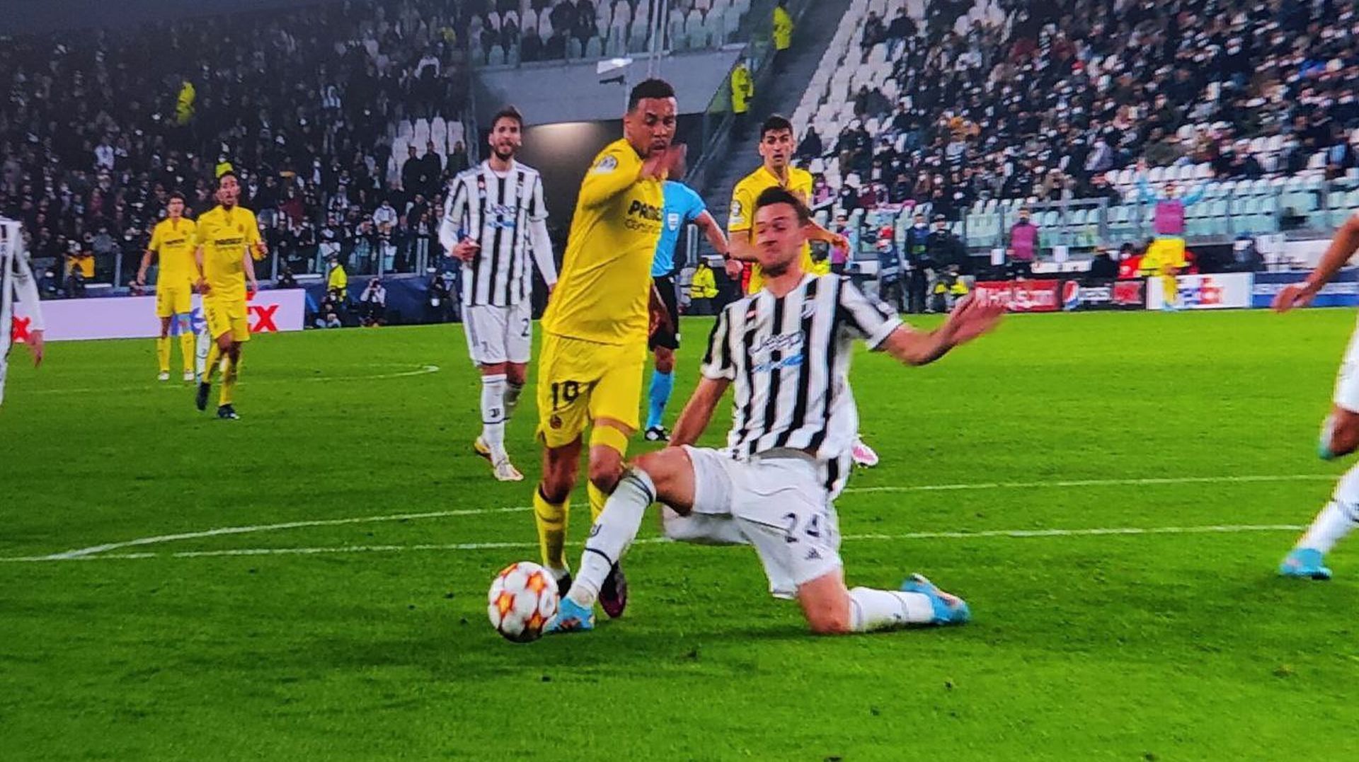 Moviola Juventus Villarreal 2021 2022