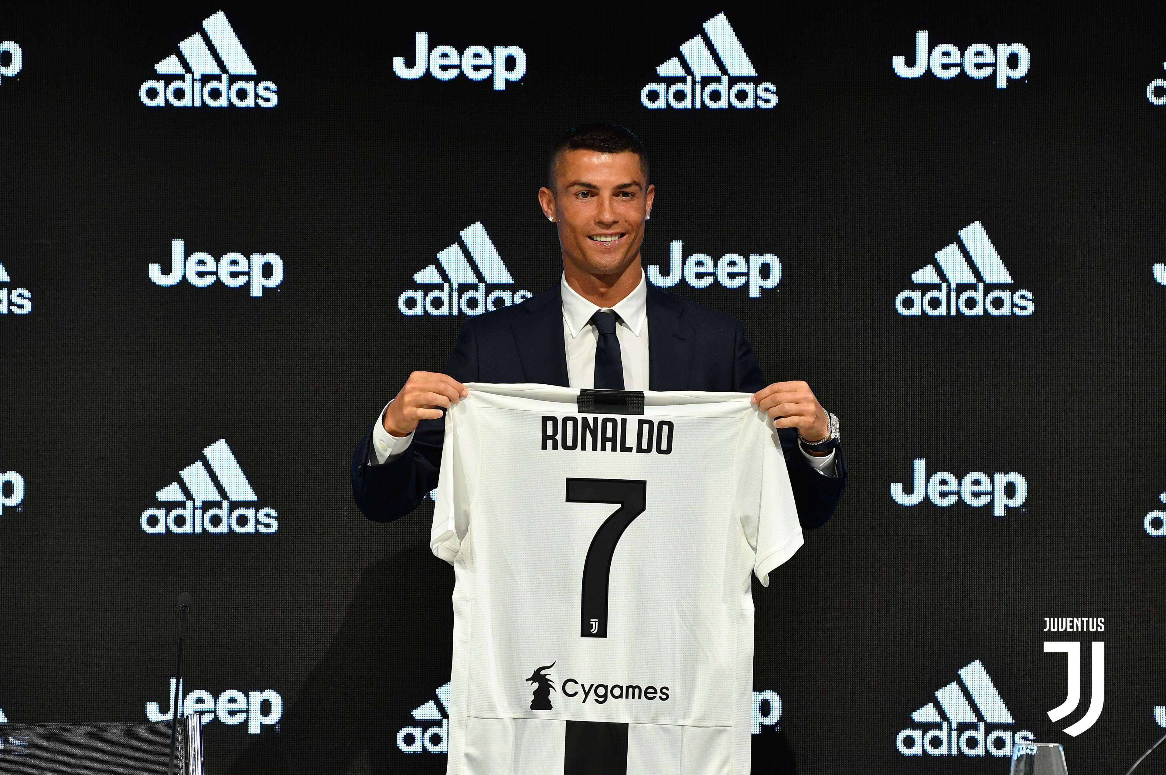 Ronaldo Juve 7
