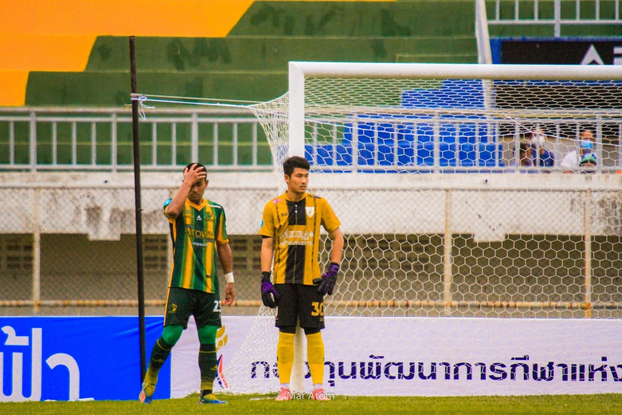 ชาคร พิลาคลัง