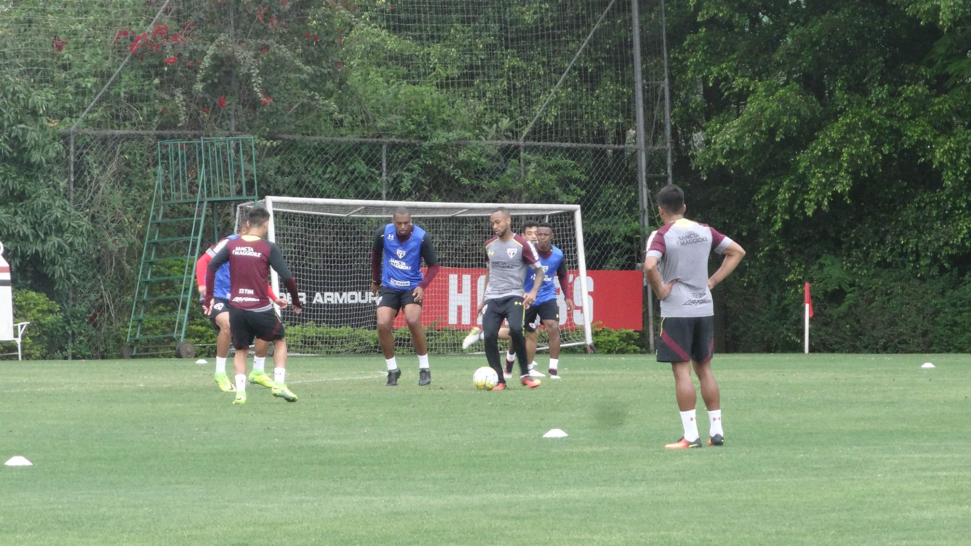 São Paulo - CT da Barra Funda - 7/10/2016