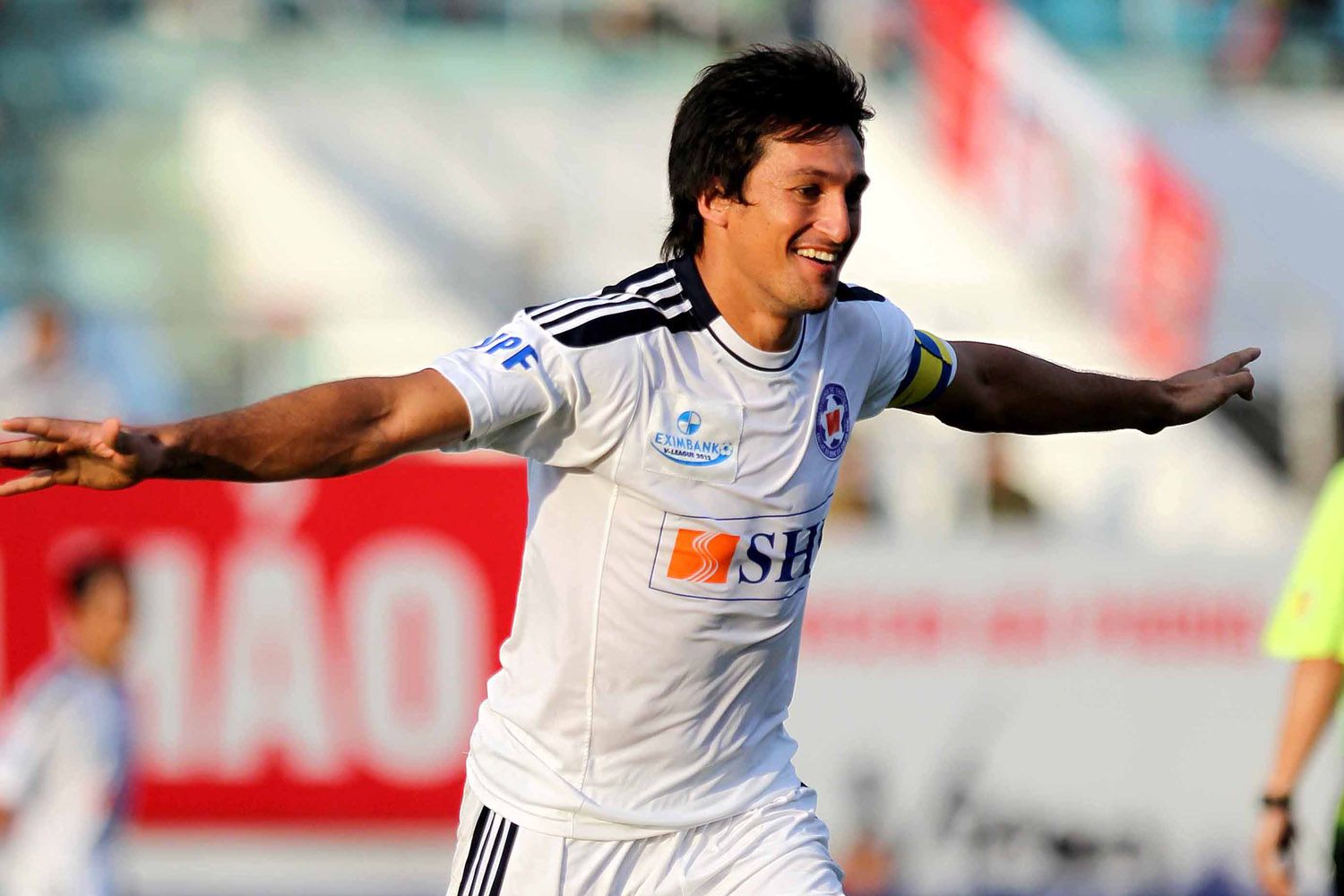 Gaston Merlo - SHB Da Nang 1