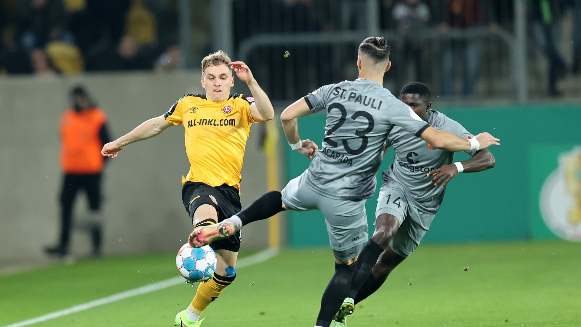 St. Pauli Dynamo Dresden DFB-POkal 2021
