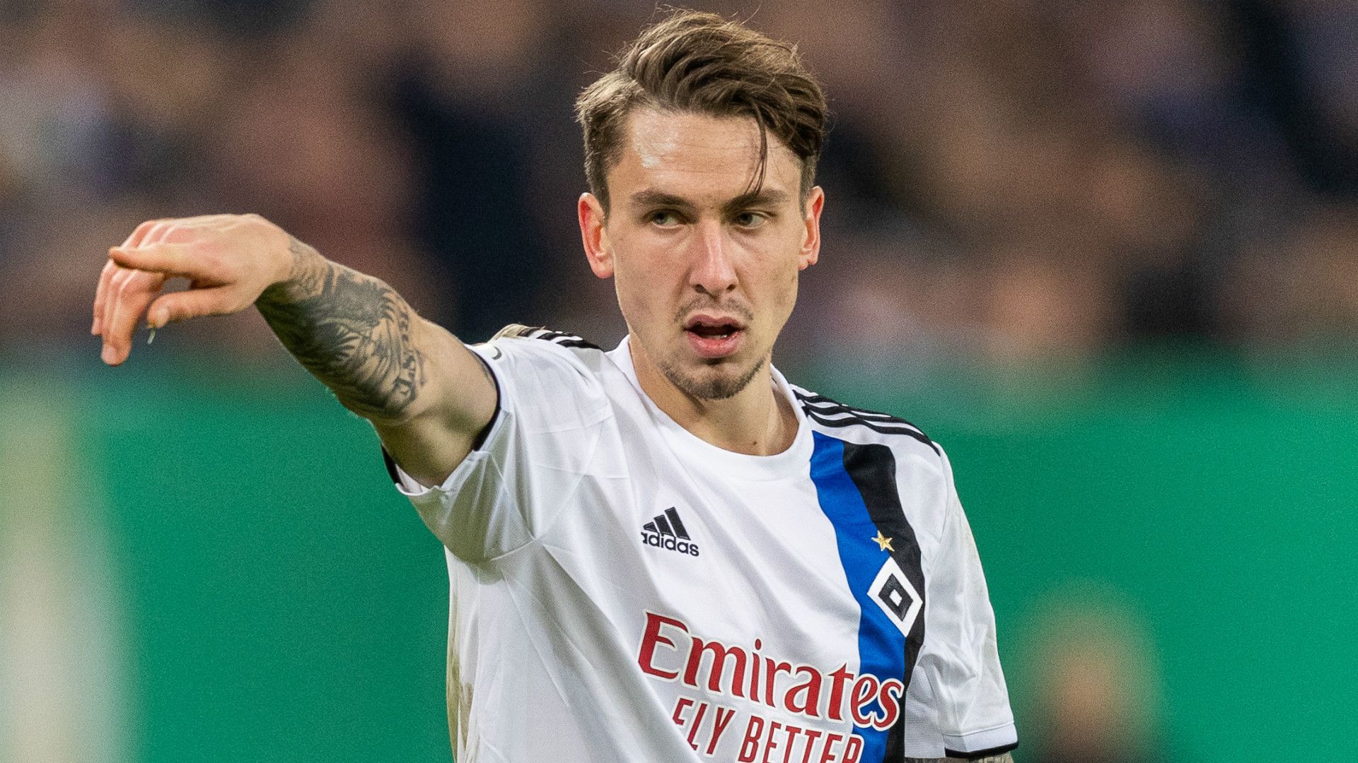 Adrian Fein Hamburg 2019-20