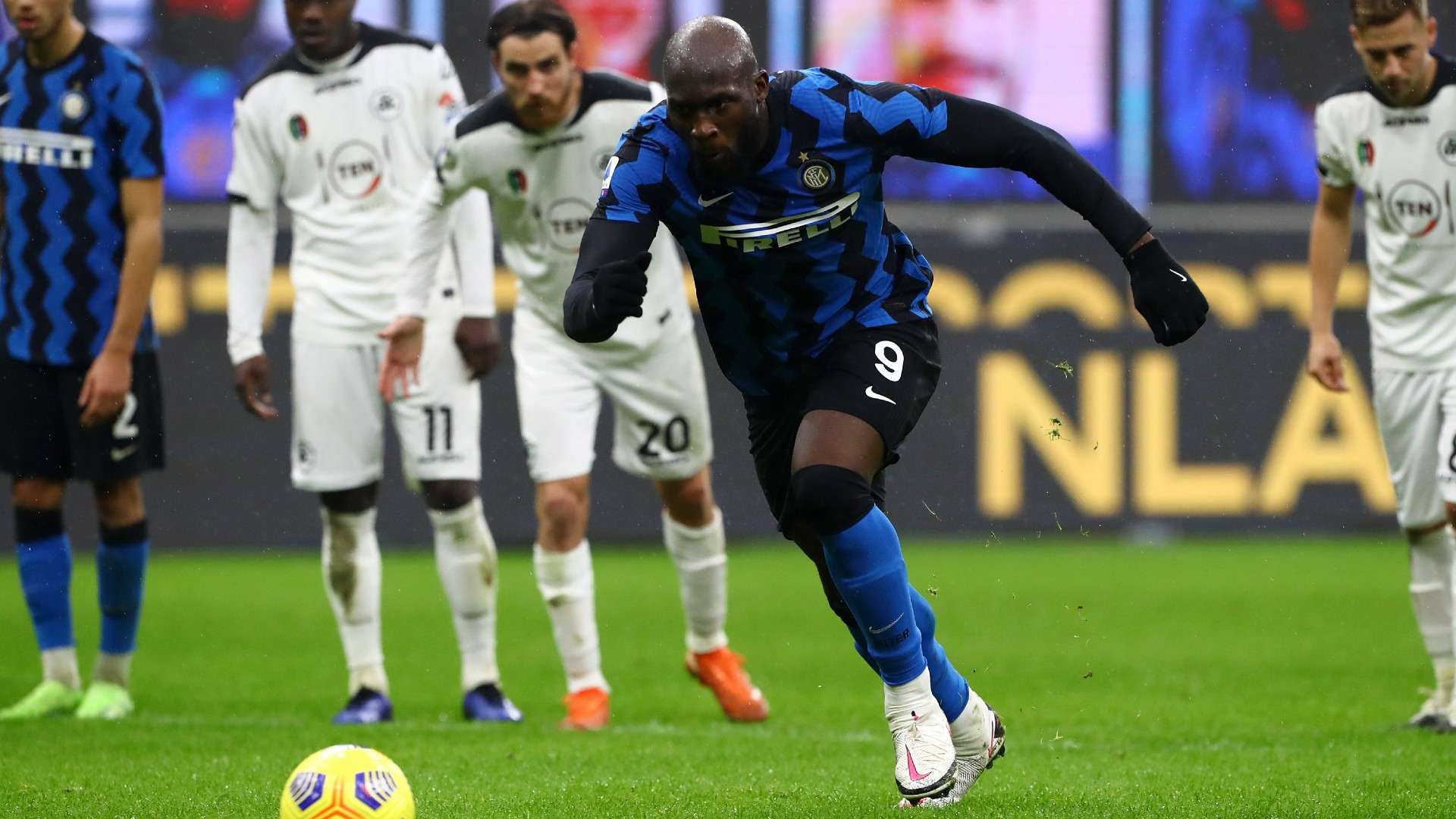 Intel-Lukaku-202012301100