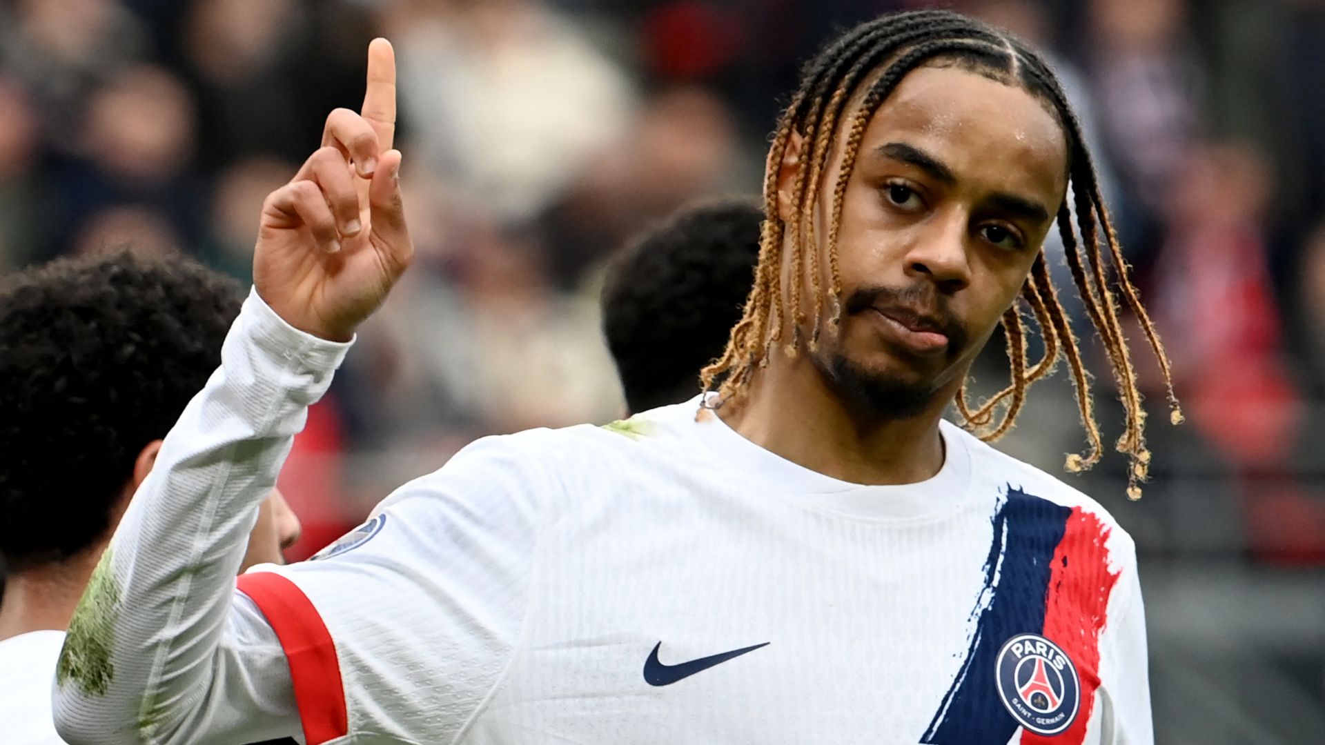 Bradley Barcola Paris Saint-Germain 2024-25