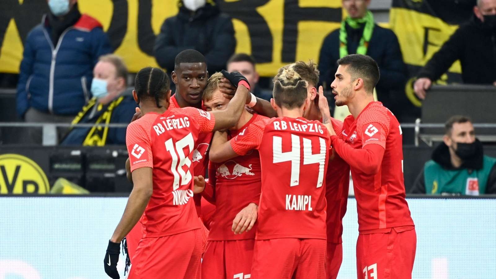 Borussia Dortmund v RB Leipzig - Bundesliga