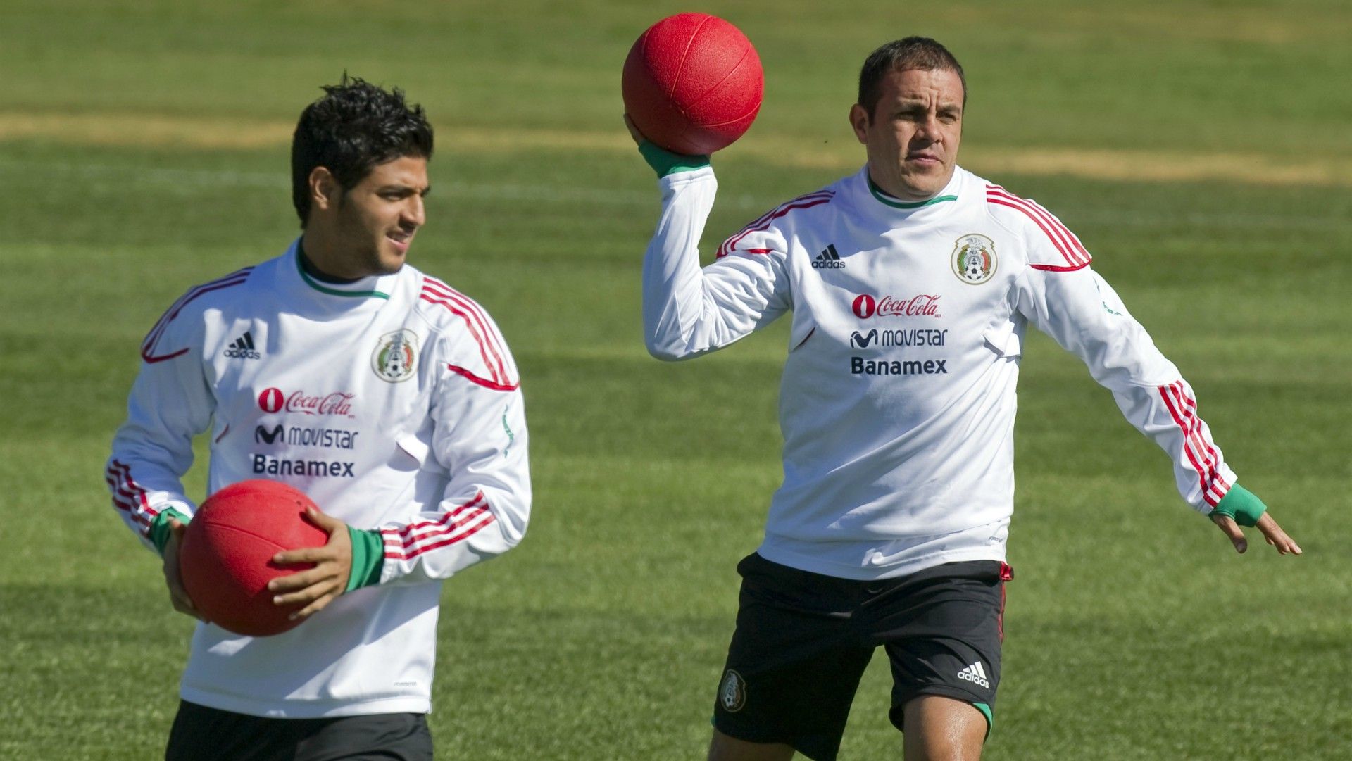 Carlos Vela Cuauhtémoc Blanco