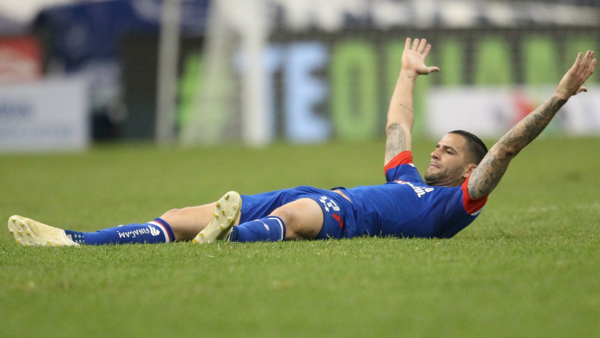 Édgar Méndez Cruz Azul 051218