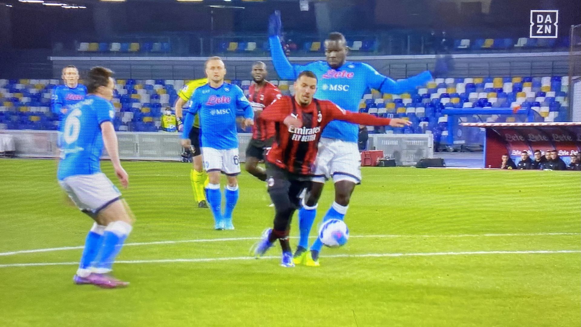 Koulibaly Bennacer Napoli Milan 2022