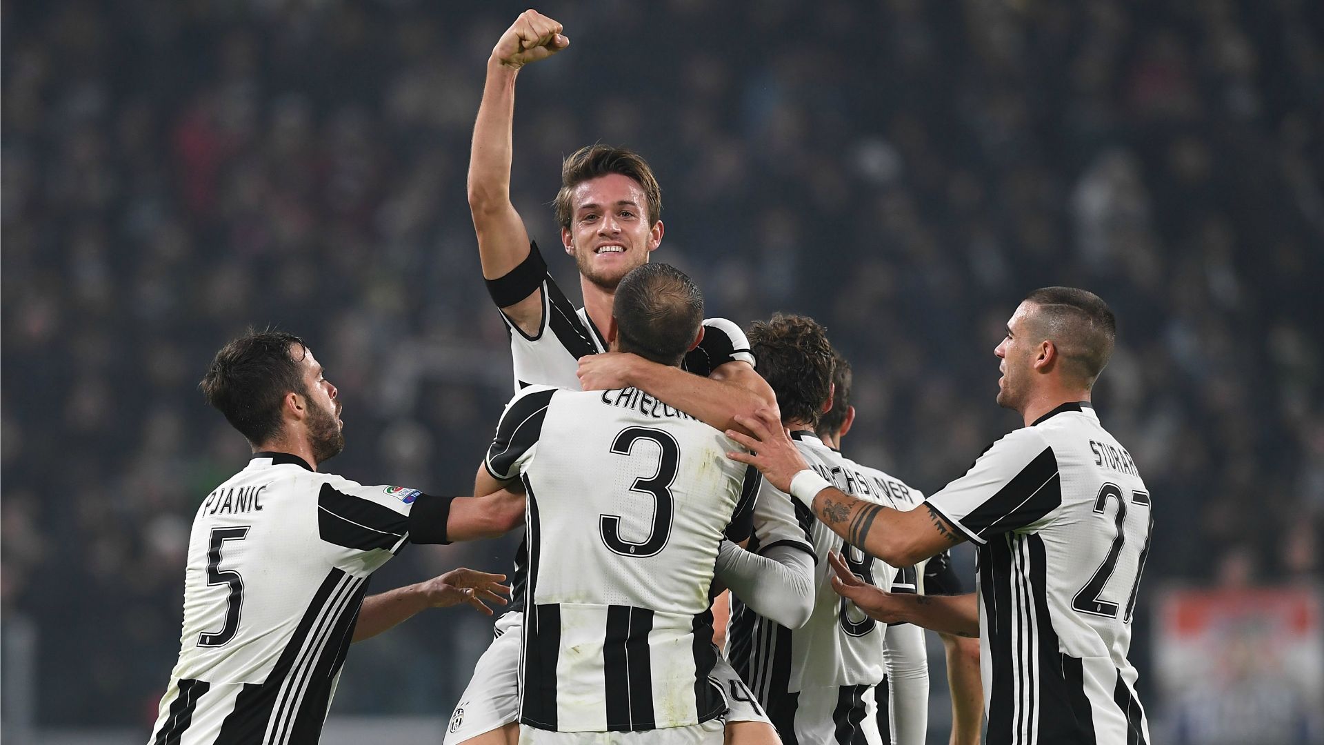 Juventus celebrating Juventus Atalanta