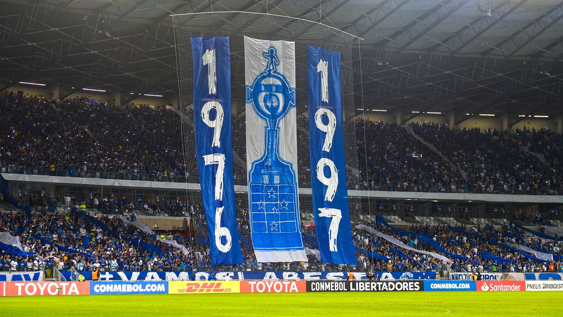 Cruzeiro faixa Copa Libertadores 29082018