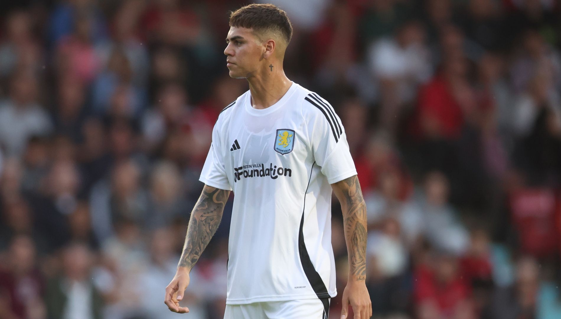 Barrenechea Aston Villa