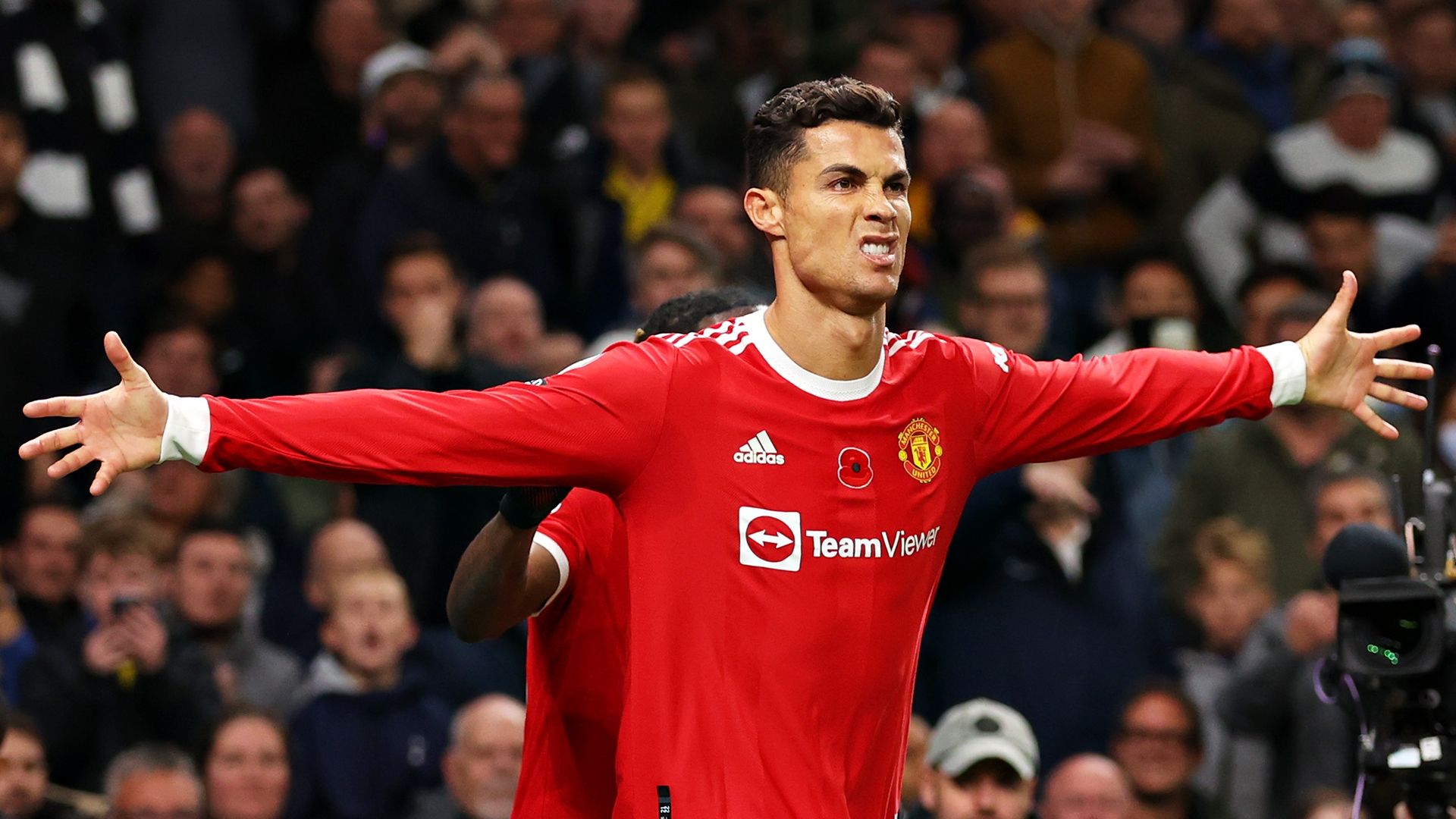 Cristiano Ronaldo Manchester United Spurs Premier League 2021-22