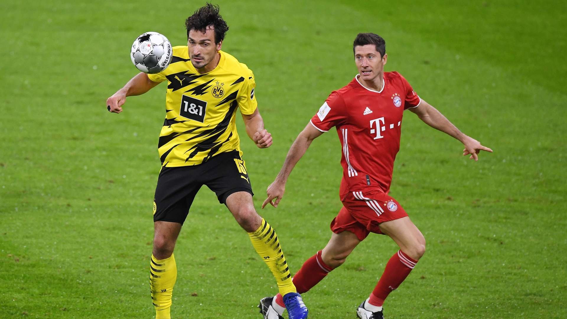 ONLY GERMANY Robert Lewandowski Mats Hummels Bayern Munchen Borussia Dortmund Supercup 30092020