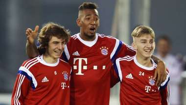 Sinan Kurt Jerome Boateng FC Bayern Bundesliga