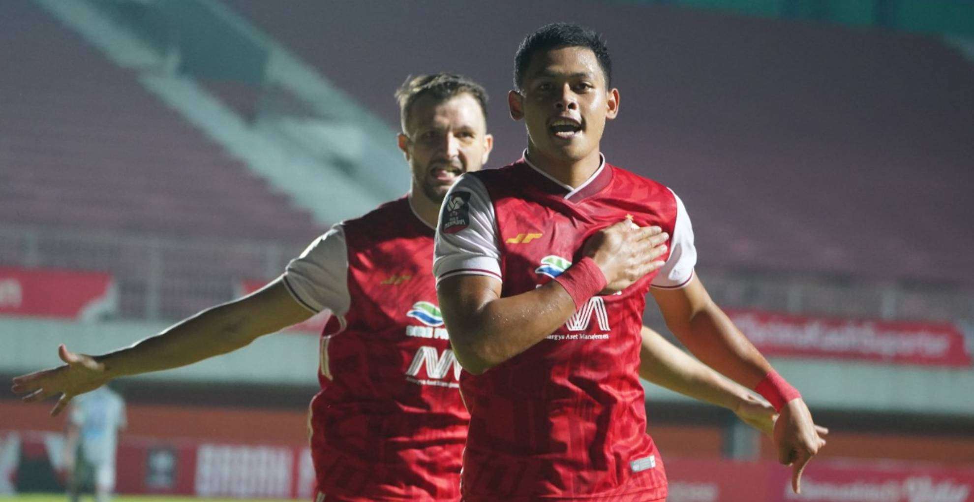 Taufik Hidayat Selebrasi Persija Jakarta vs Persib Bandung