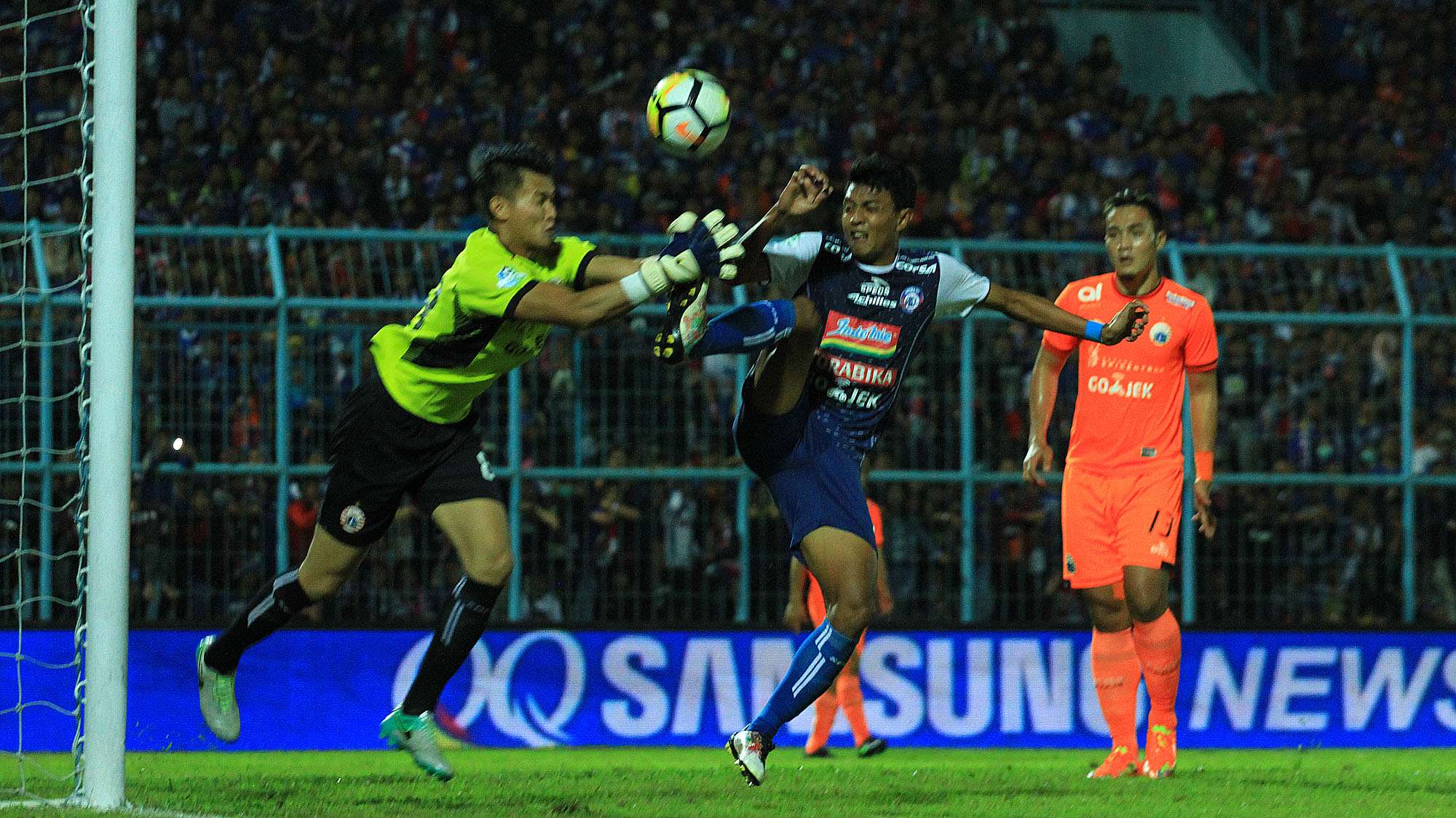 Dedik Setiawan - Arema FC & Shahar Ginanjar - Persija Jakarta