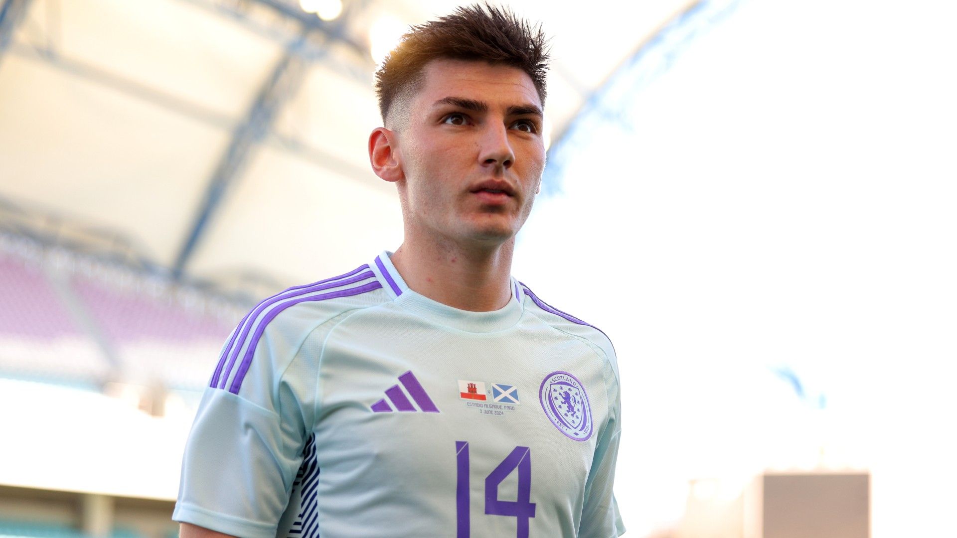  Billy Gilmour of Scotland looks