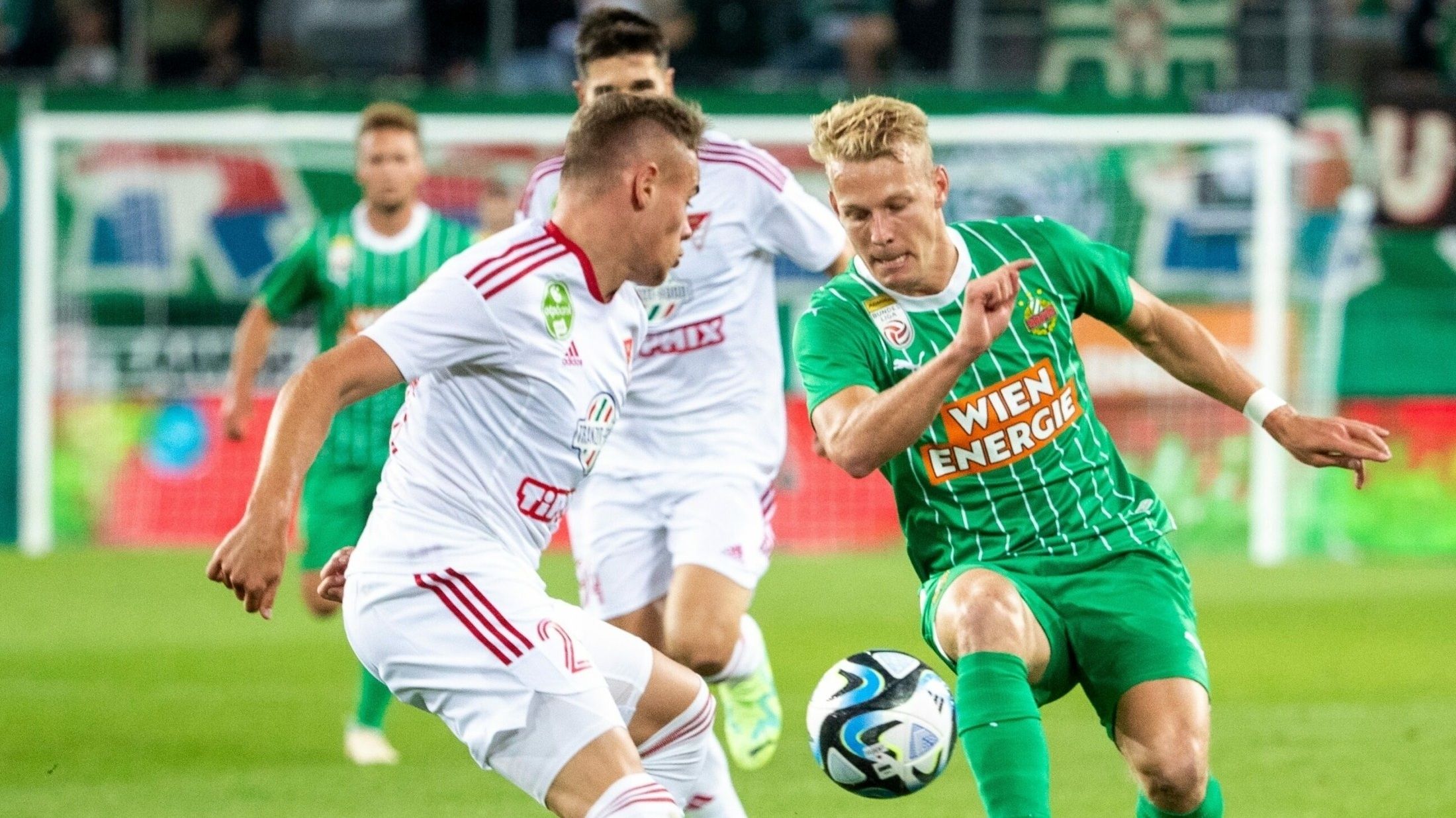 Rapid Wien v Debrecen