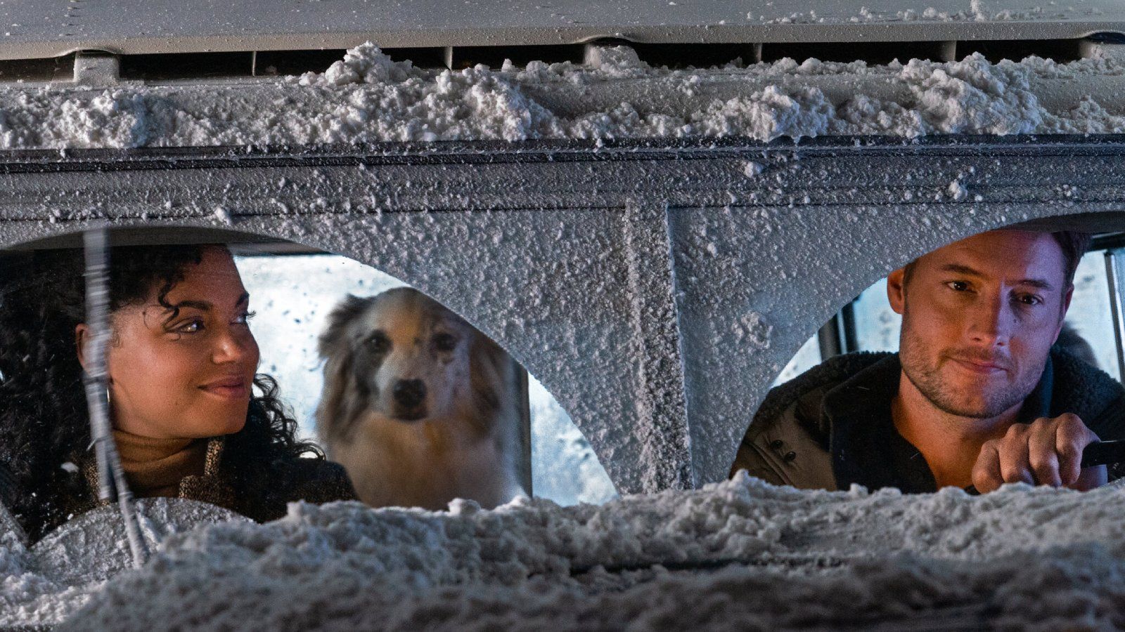 Barrett Doss and Justin Hartley, in The Noel Diary.