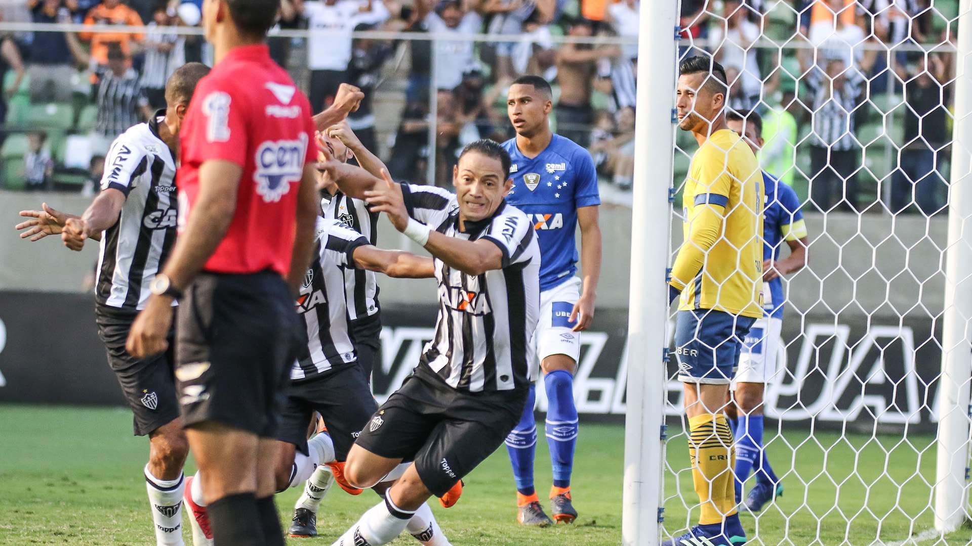Ricardo Oliveira Fabio Atletico-MG Cruzeiro 01042018 Mineiro Final