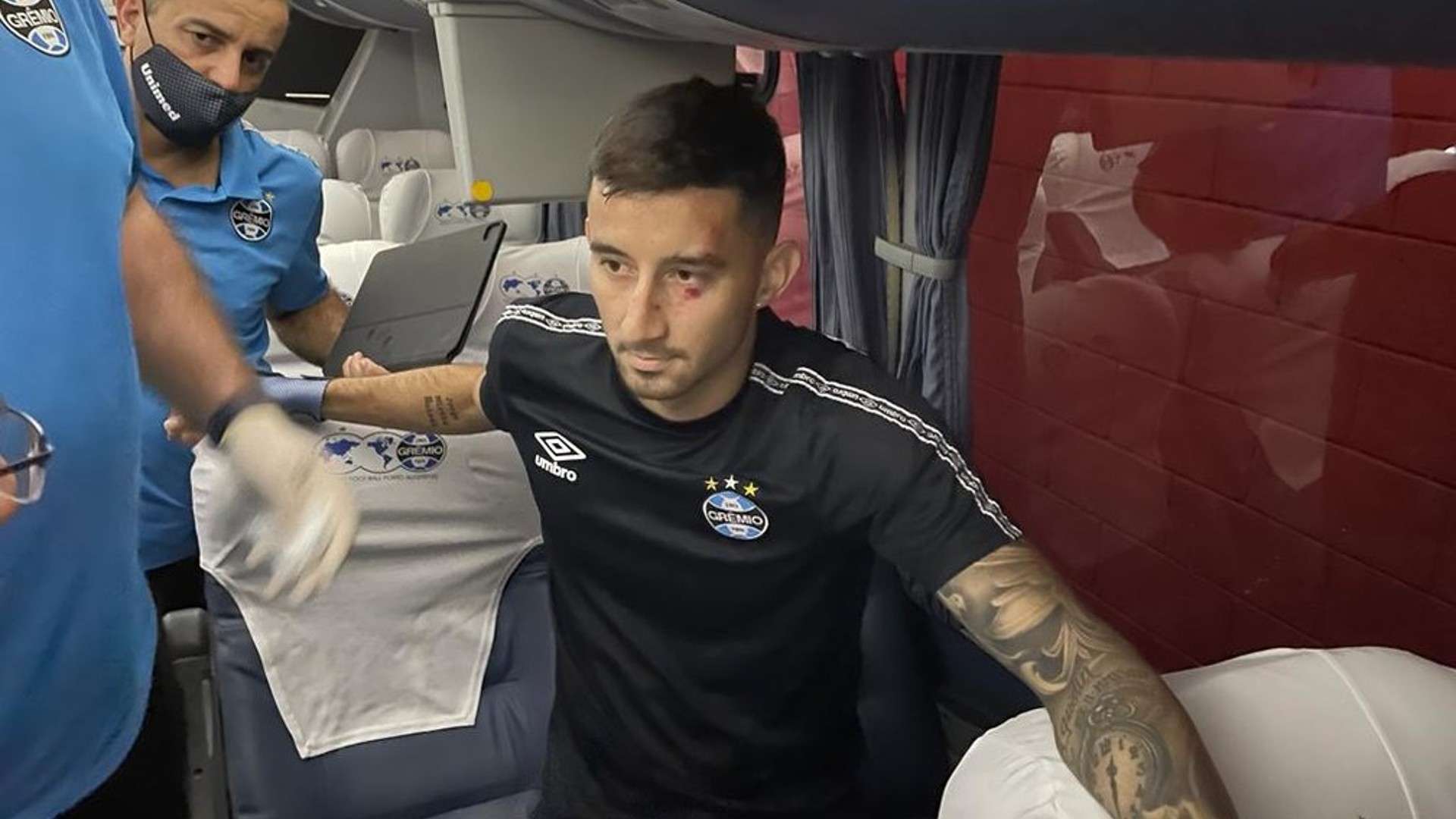 Villasanti ônibus do Grêmio atacado antes de Gre-Nal 26 02 2022