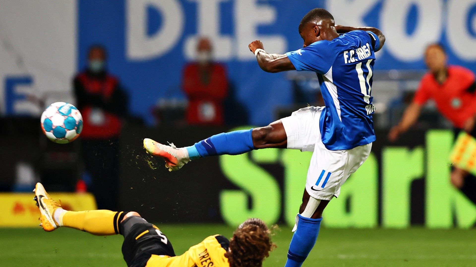 Streli Mamba Hansa Rostock Dynamo Dresden