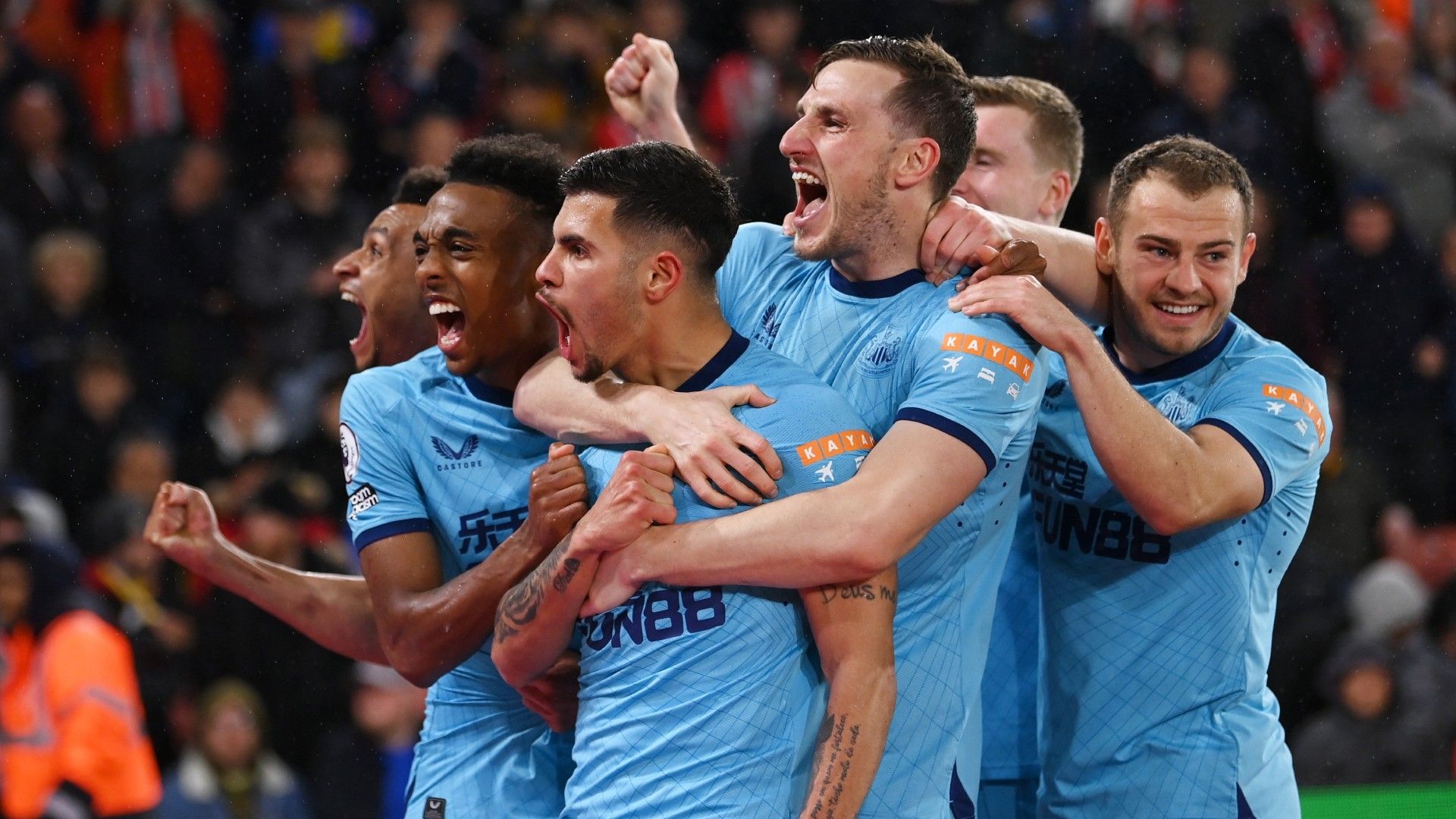 Guimares Newcastle 2022