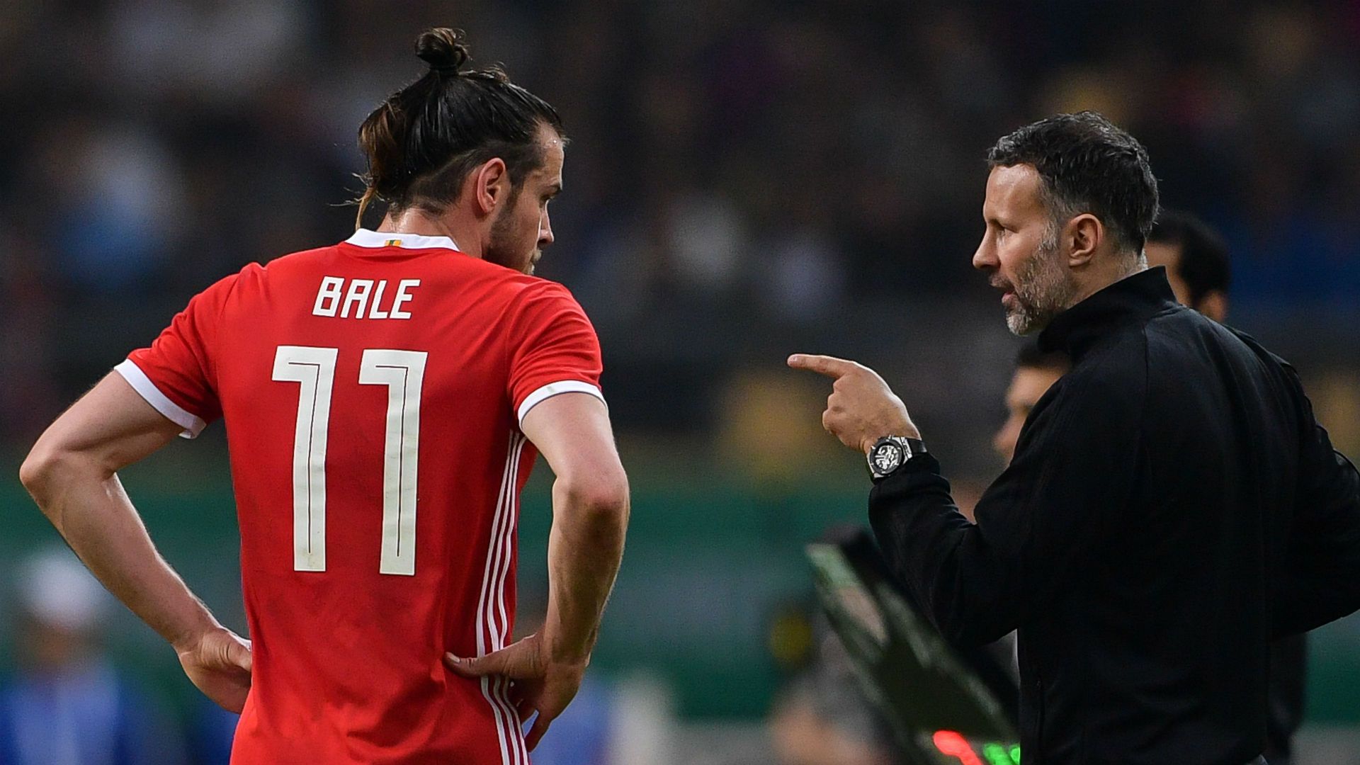 Gareth Bale Ryan Giggs Wales
