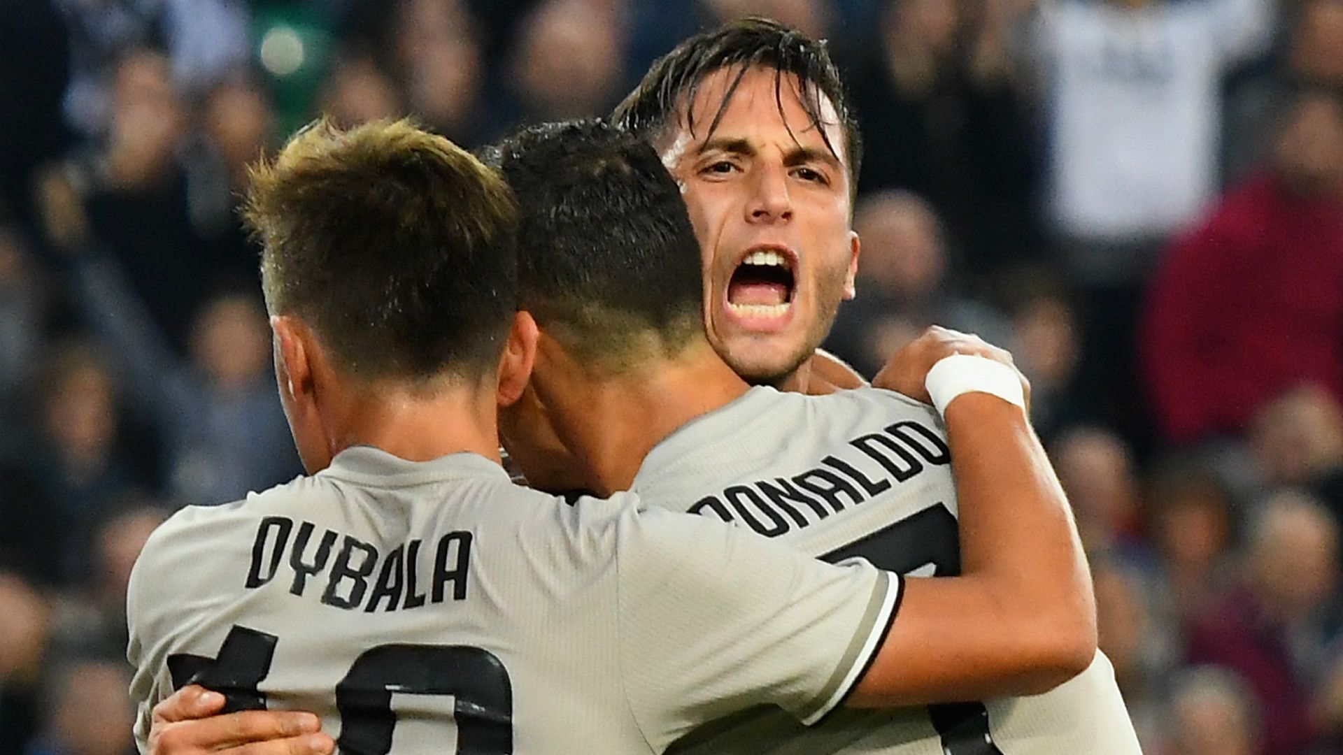 Rodrigo Bentancur Cristiano Ronaldo Juventus 2018-19
