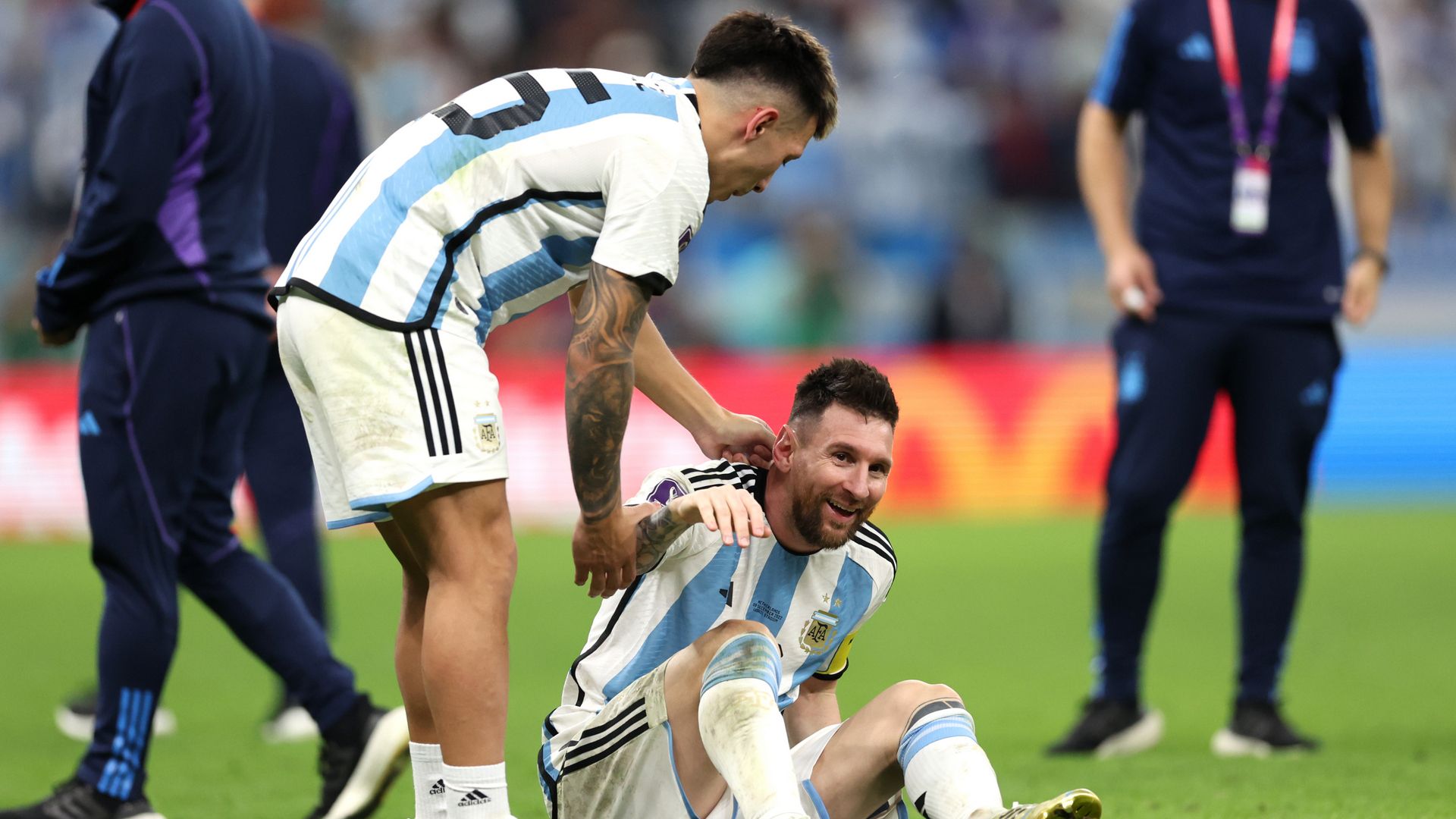 Lisandro Martinez & Lionel Messi