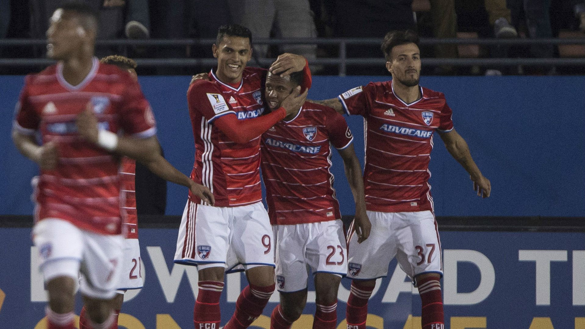 Cristian Colman Kellyn Acosta Maxi Urruti FC Dallas