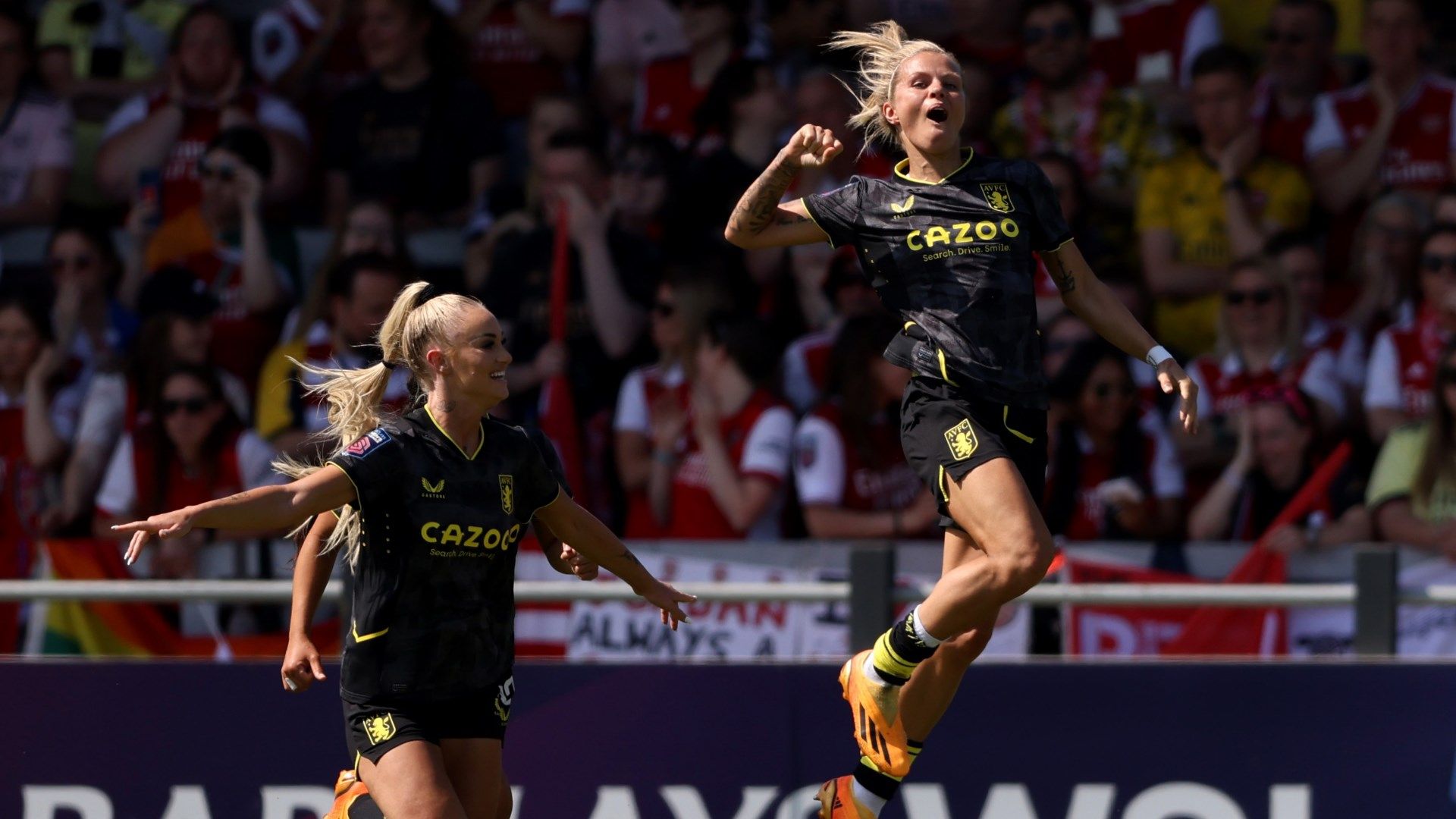 Alisha Lehmann Rachel Daly Aston Villa Women 2022-23