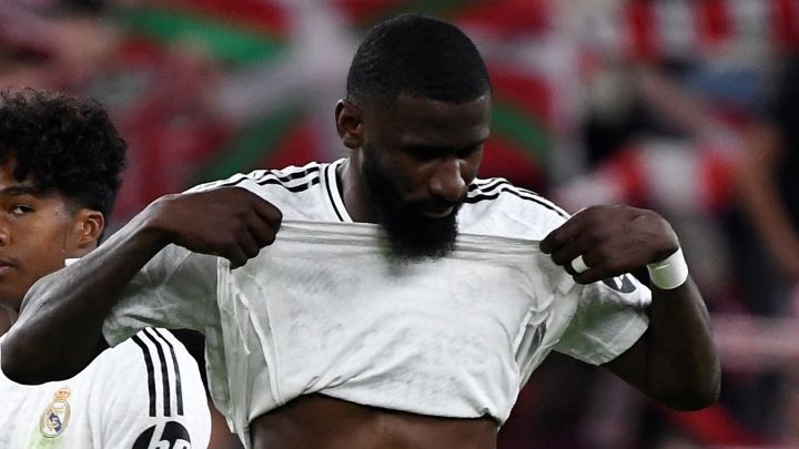 'No excuse' - Real Madrid's Antonio Rudiger speaks out after throwing projectile at referee in furious Copa del Rey final rampage that led to red card in Barcelona defeat