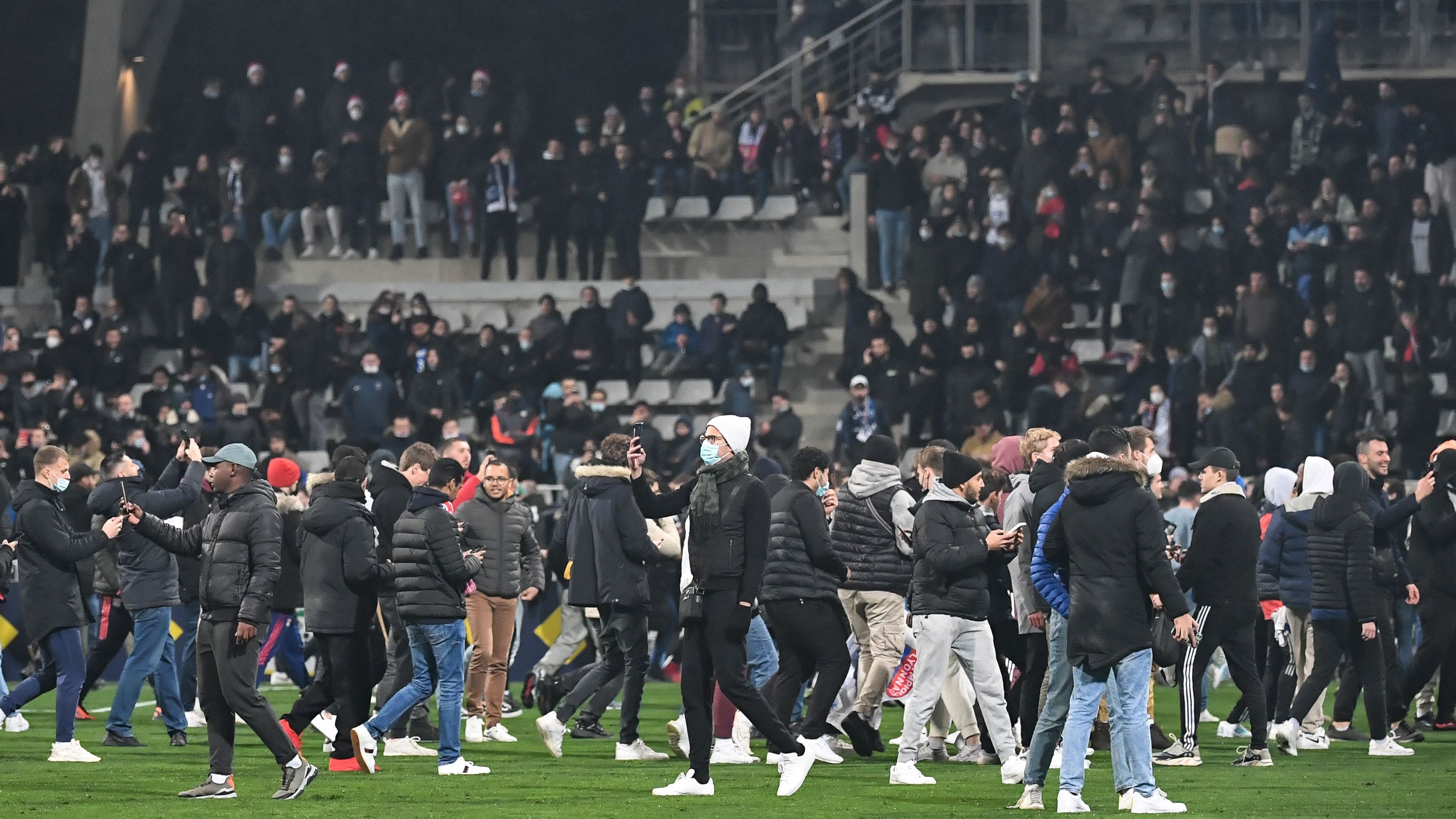 PARIS FC-LYON