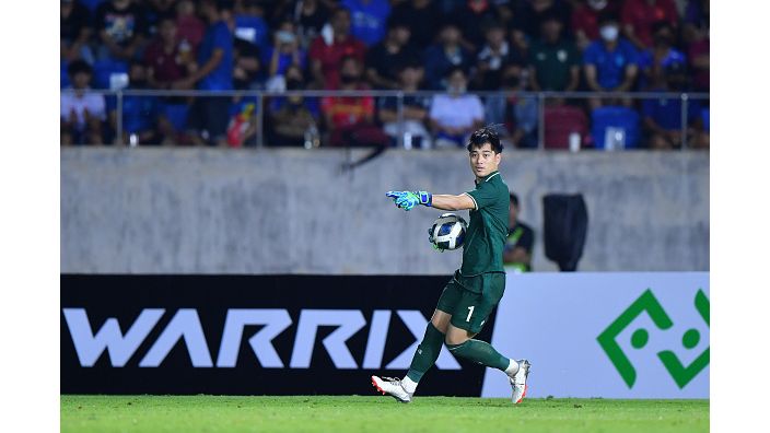 Kampol Pathomakkakul in action