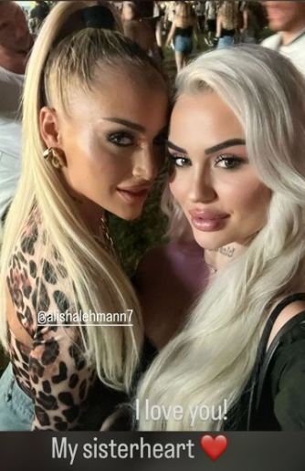 Alisha Lehmann and her sister Shona