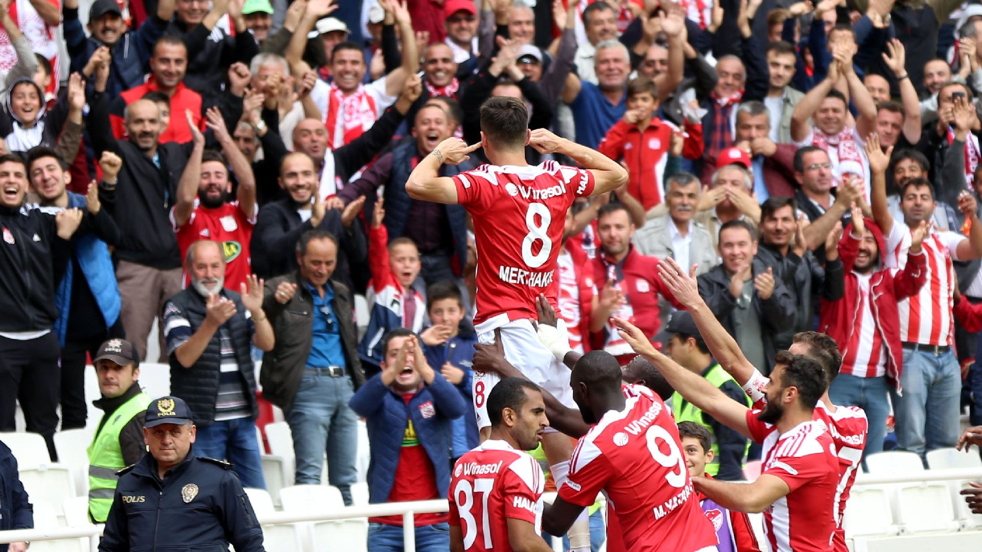 Mert Hakan Yandas Sivasspor 06102019