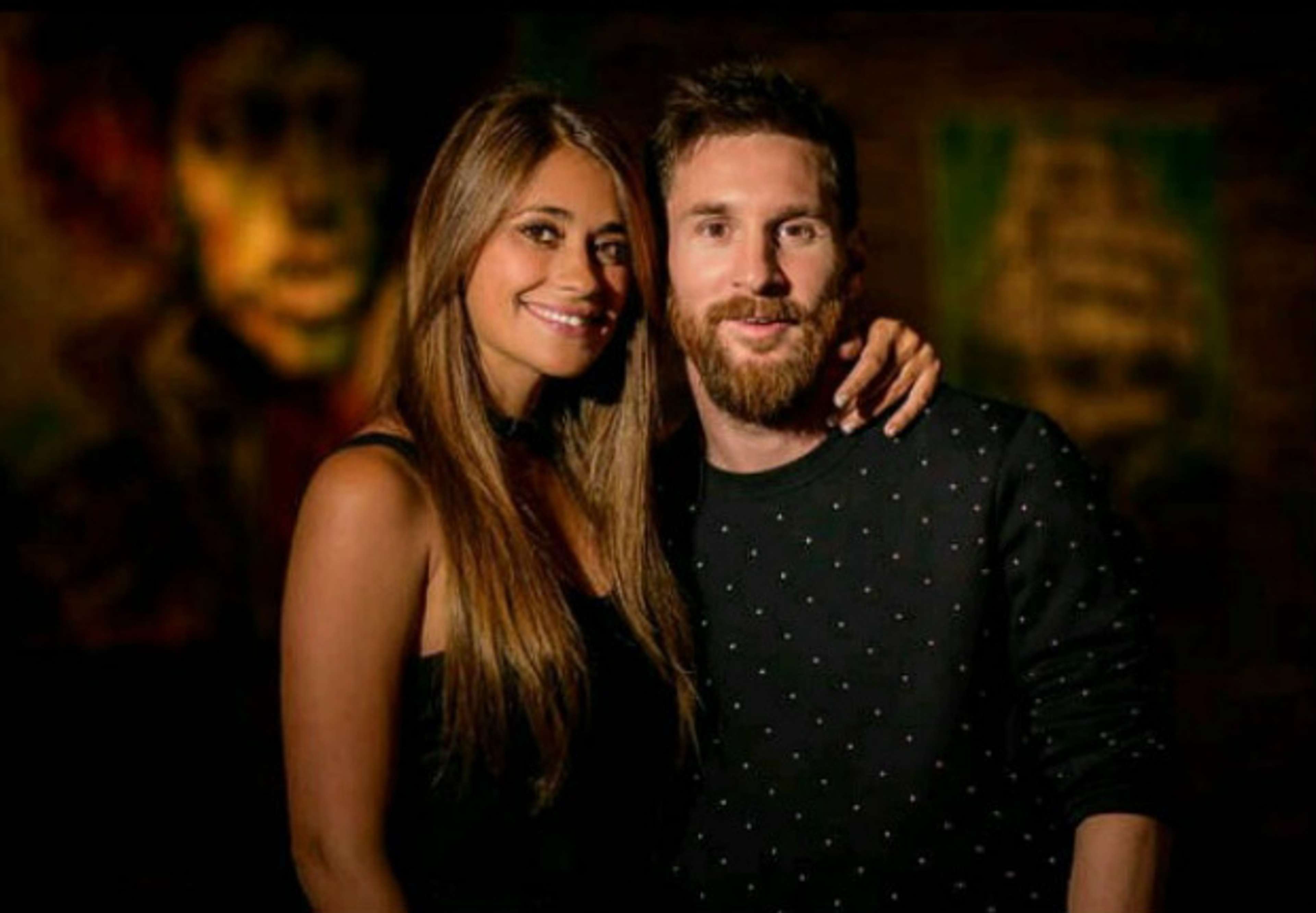 Antonela Roccuzzo y Lionel Messi en la previa de la boda 30062017